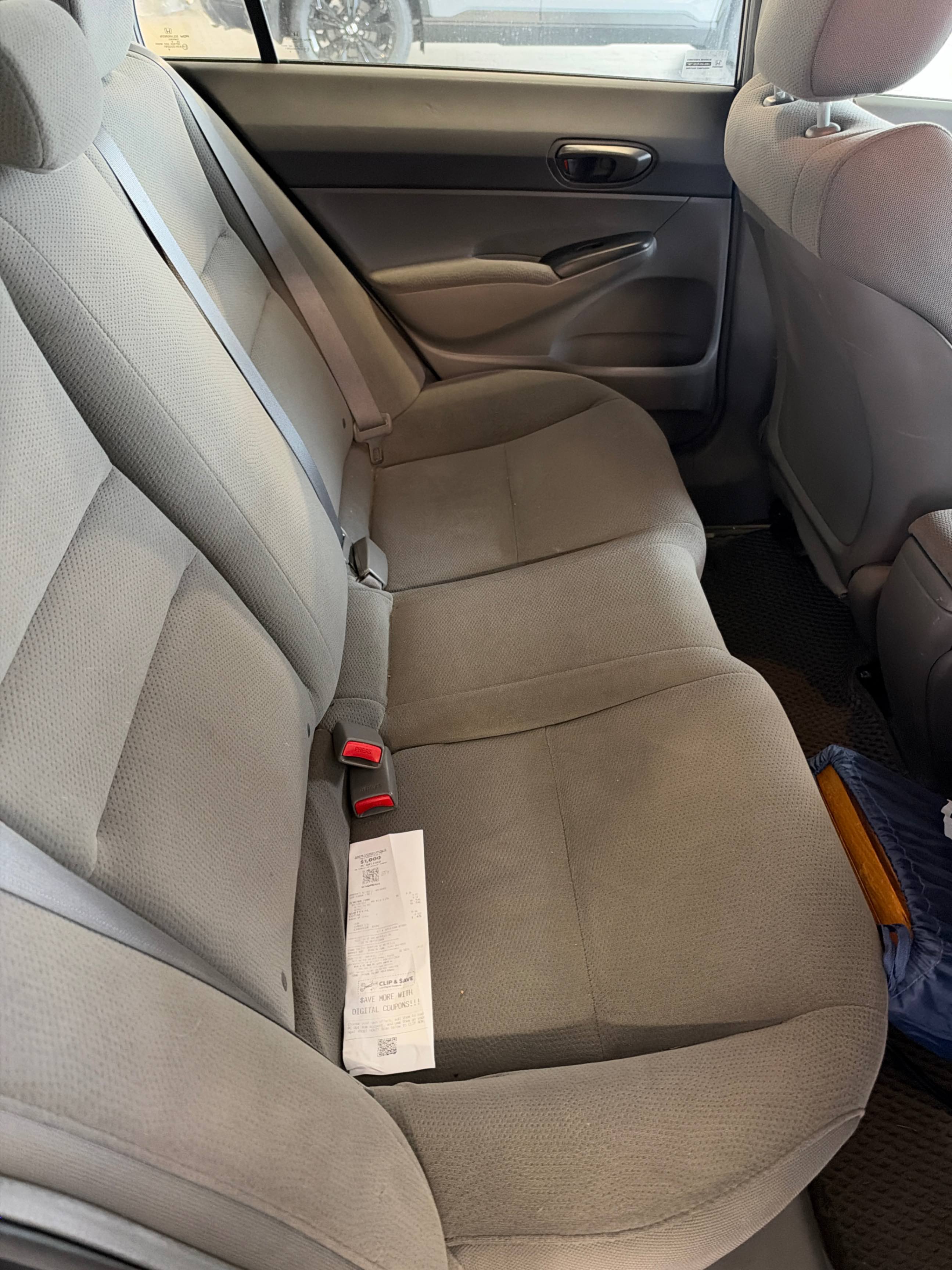 Снимка 24 от търг – 2010 HONDA CIVIC SDN DX-G с VIN 2HGFA1F46AH006438