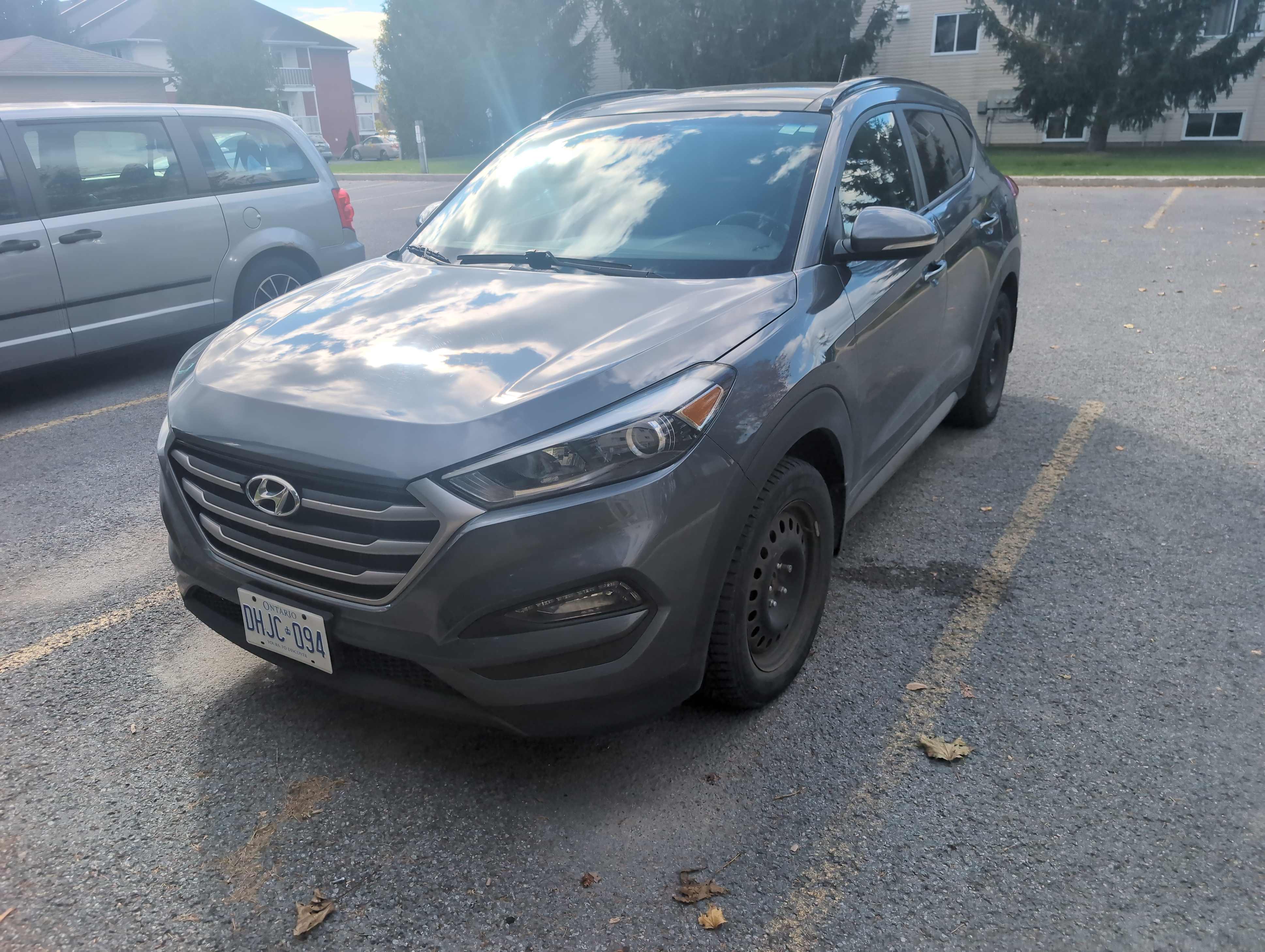 HYUNDAI TUCSON SE 2017 с VIN KM8J3CA47HU316476 - Снимка от търг