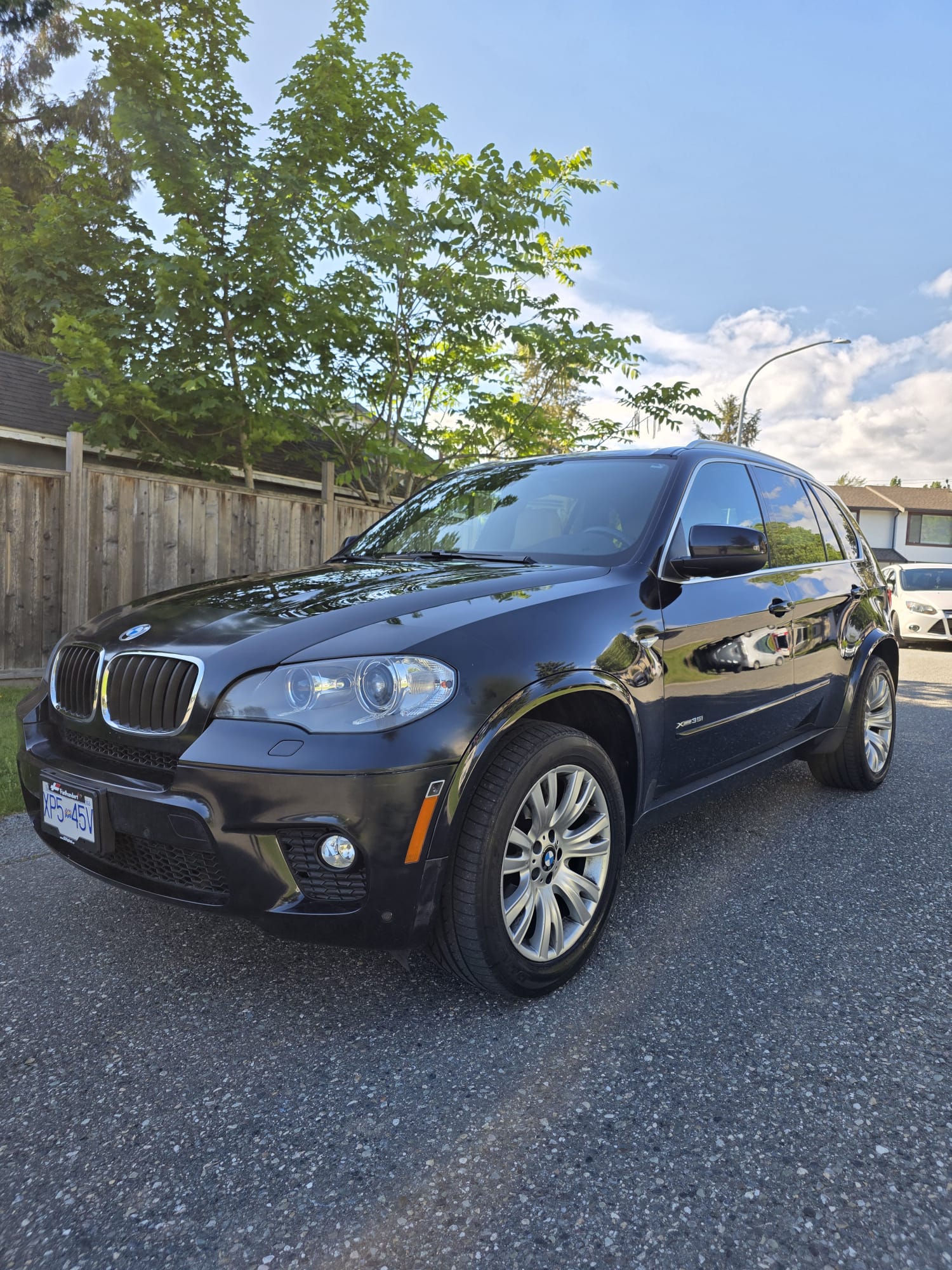 BMW X5 35I 2013 with VIN 5UXZV4C59D0B11807 - Photo from auction
