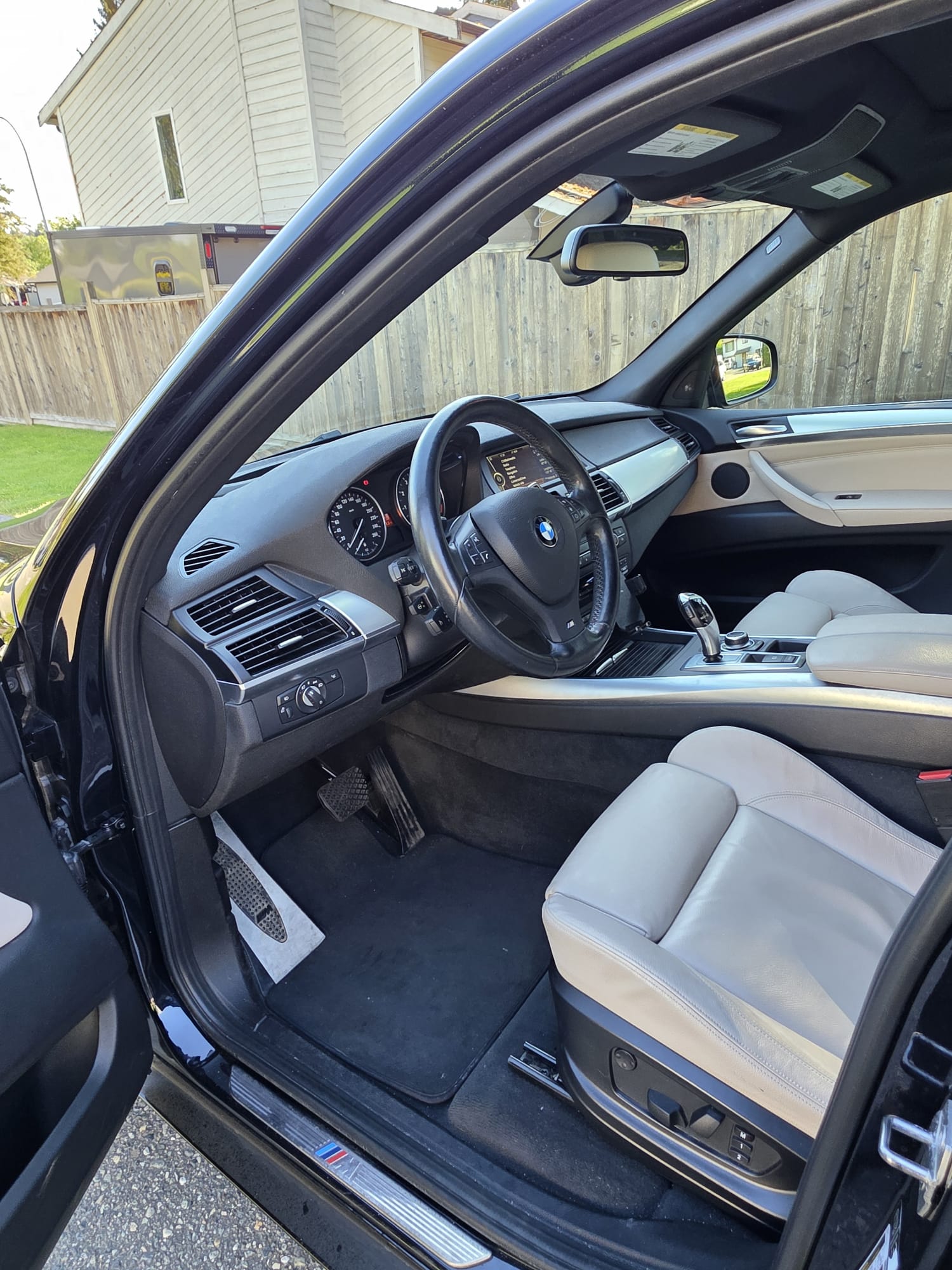 Photo 5 from auction – 2013 BMW X5 35I with VIN 5UXZV4C59D0B11807
