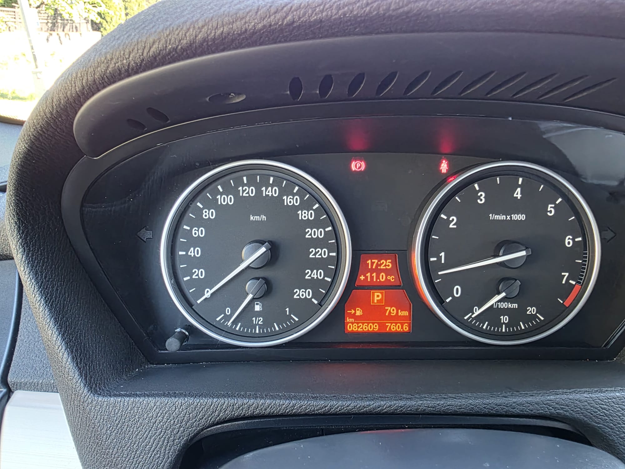Photo 8 from auction – 2013 BMW X5 35I with VIN 5UXZV4C59D0B11807