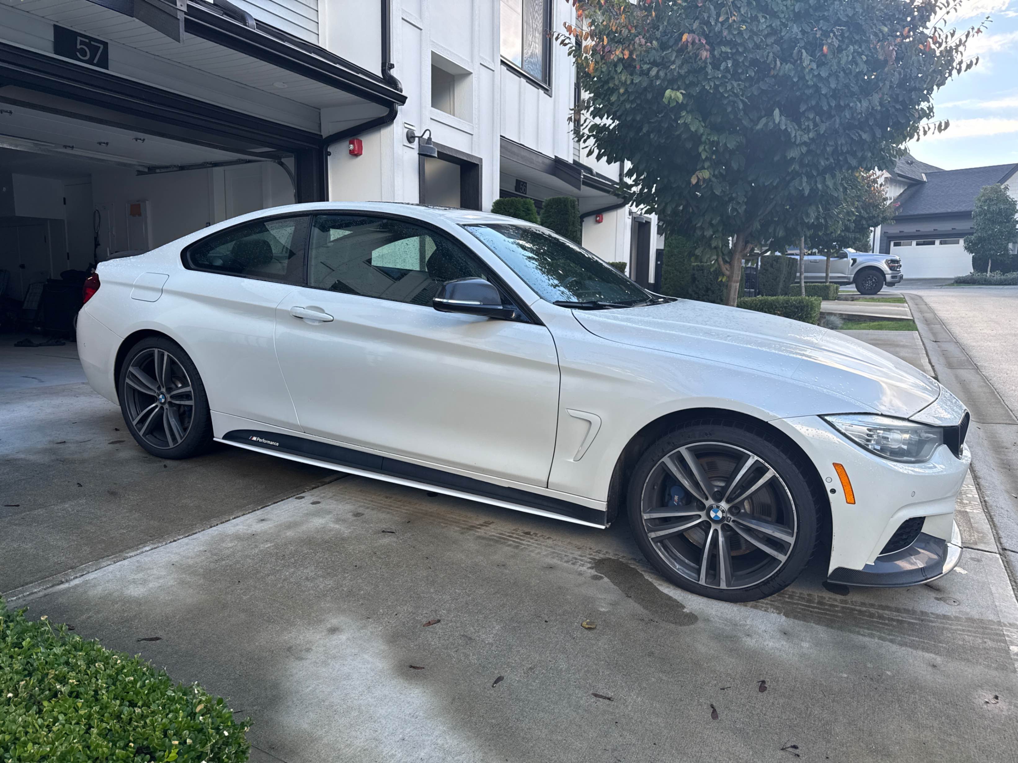 Снимка 3 от търг – 2017 BMW 4 SERIES 440I XDRIVE с VIN WBA4P3C34HK528772