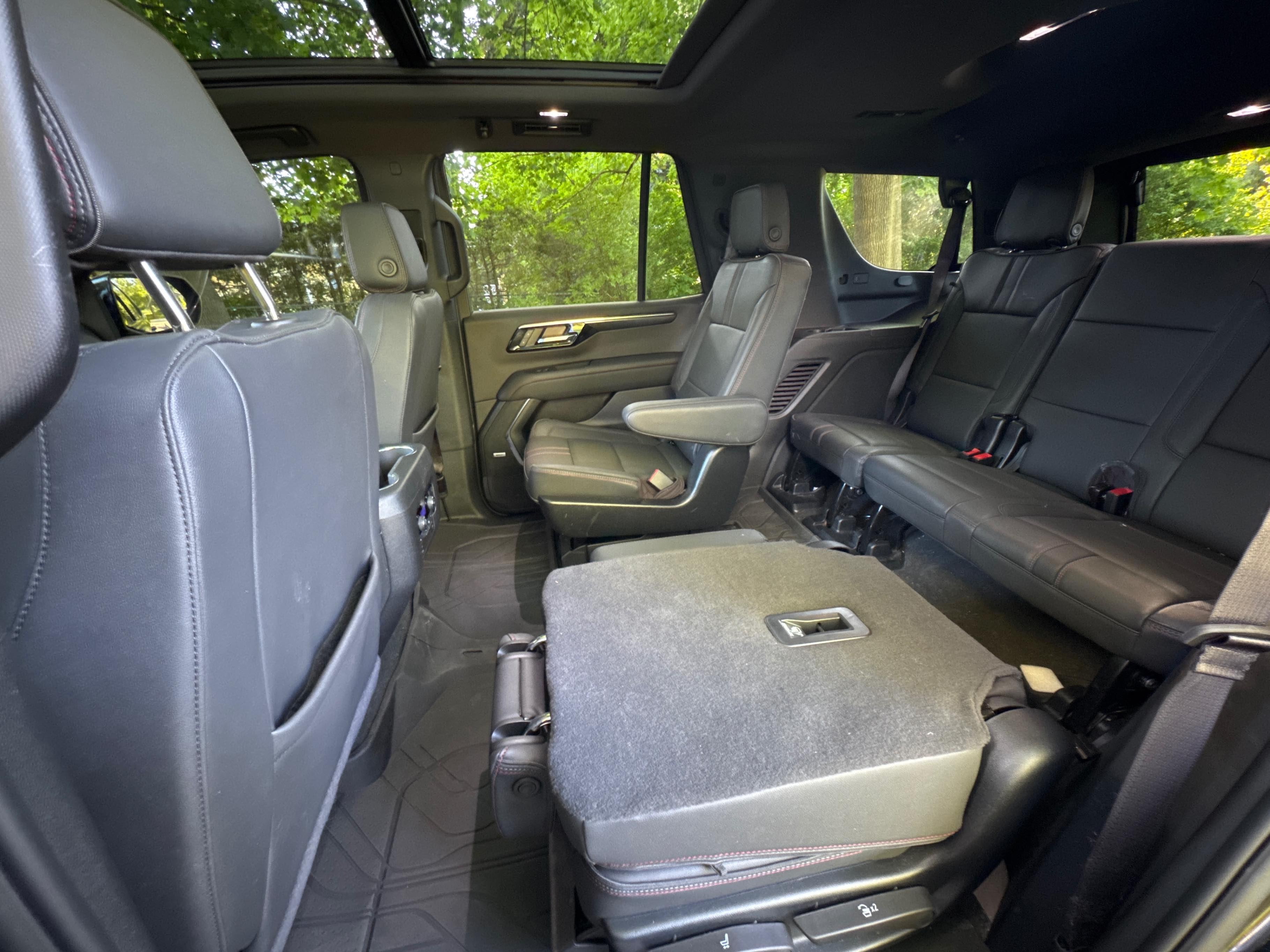 Снимка 22 от търг – 2025 CHEVROLET TAHOE RST с VIN 1GNS6RRDXSR109363