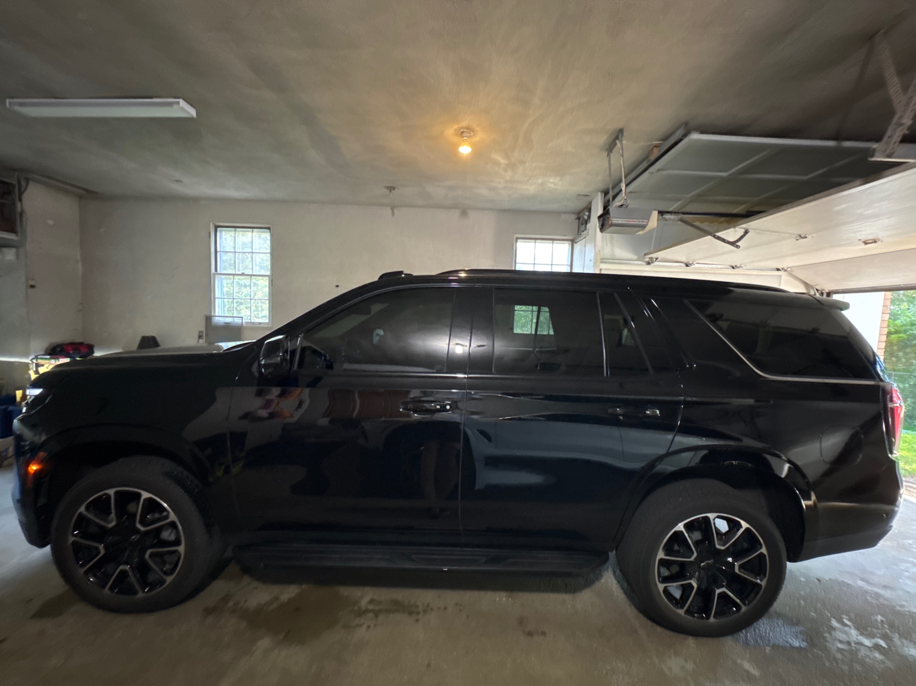 Снимка 15 от търг – 2025 CHEVROLET TAHOE RST с VIN 1GNS6RRDXSR109363