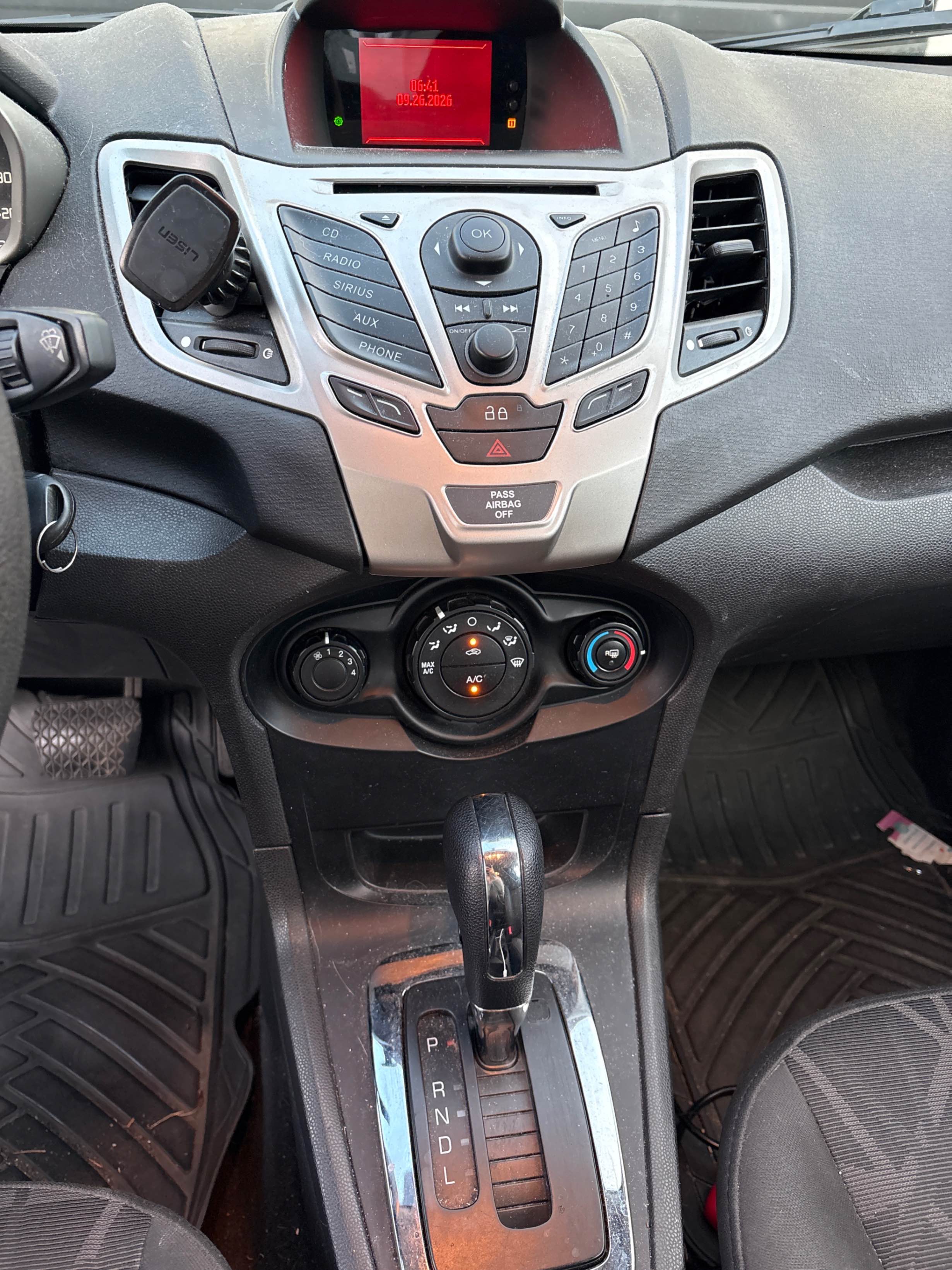 Photo 9 from auction – 2013 FORD FIESTA SE with VIN 3FADP4EJ4DM141667