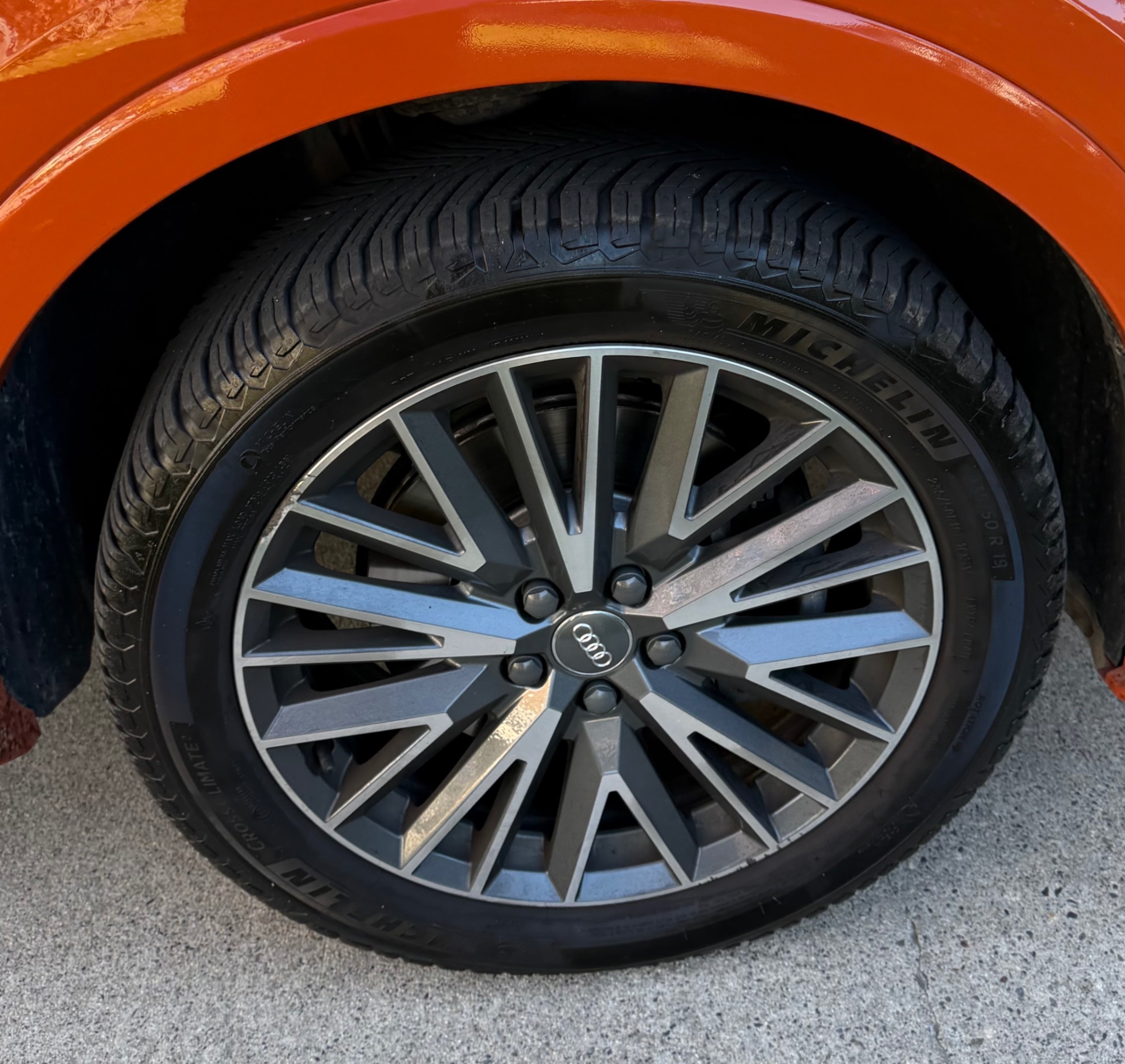 Photo 7 from auction – 2019 AUDI Q3 TECHNIK with VIN WA1FECF35K1072107