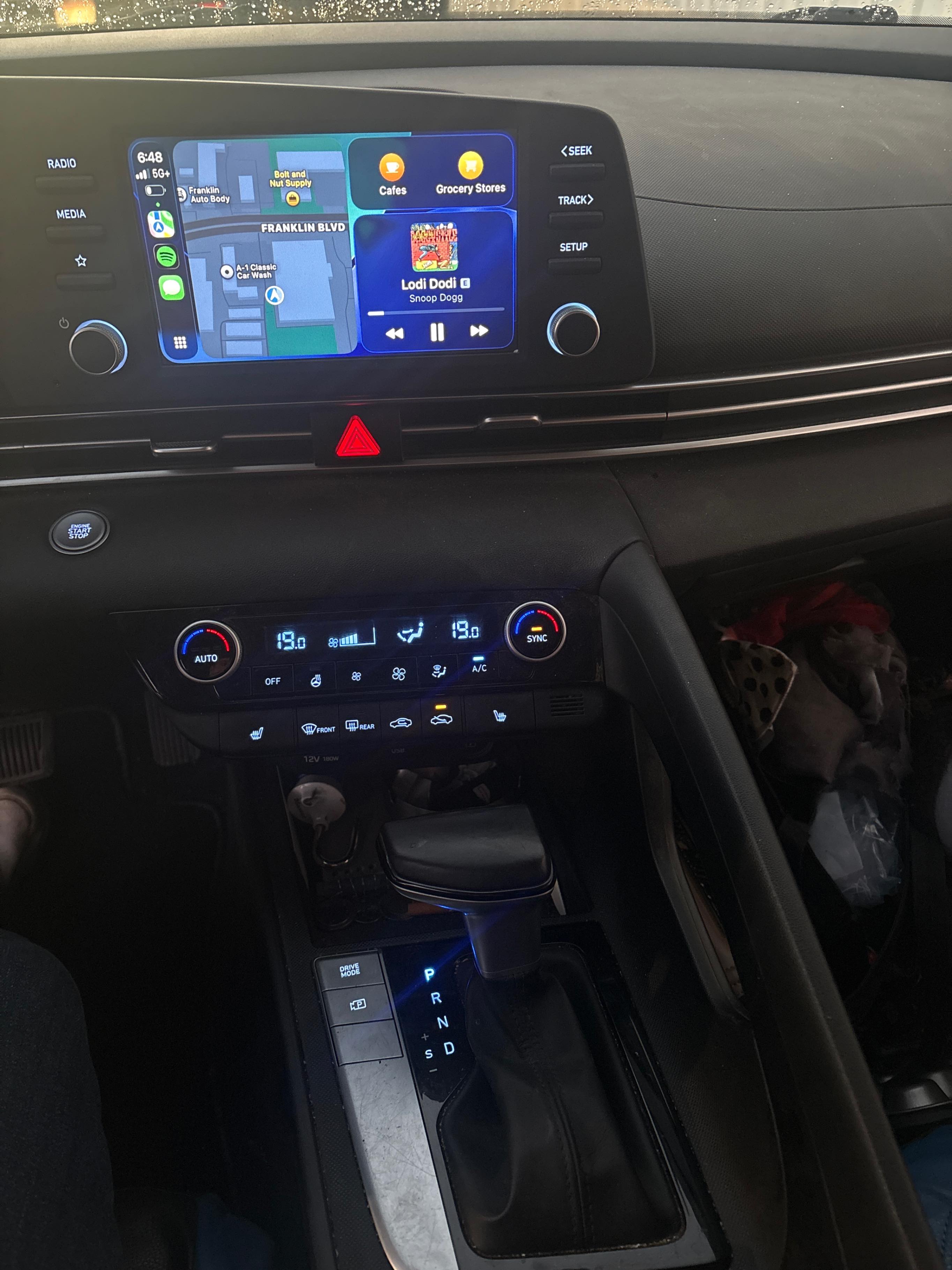 Снимка 9 от търг – 2021 HYUNDAI ELANTRA PREFERRED с VIN KMHLM4AG6MU106757