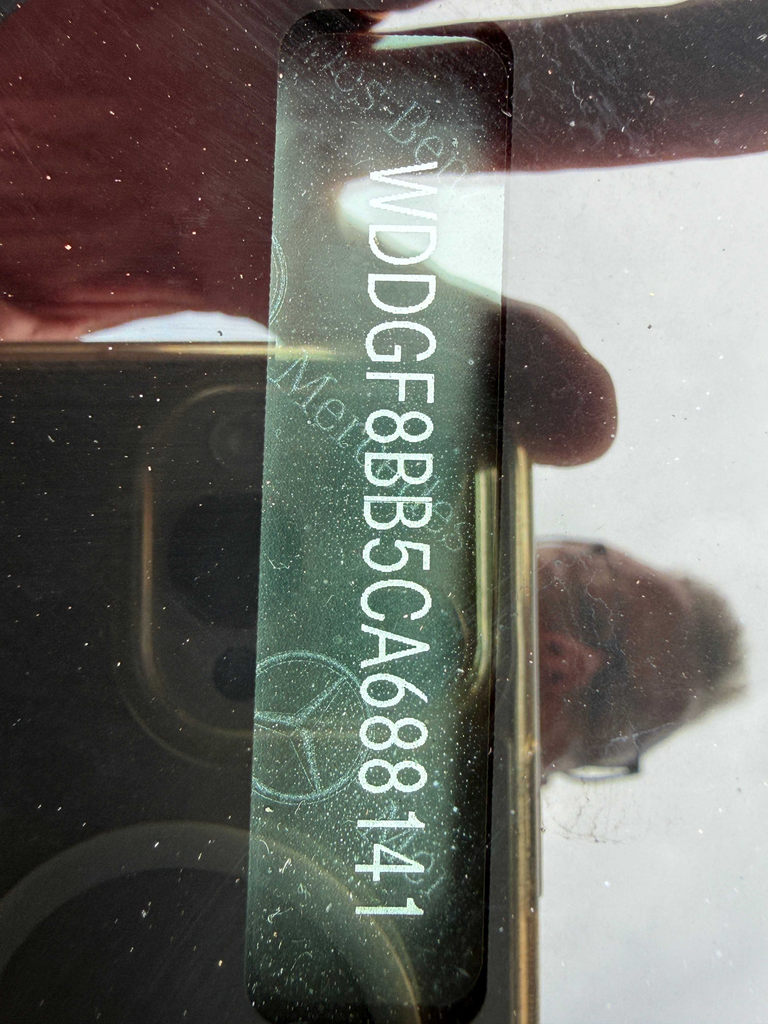 Photo 10 from auction – 2012 MERCEDES-BENZ C-CLASS C 300 with VIN WDDGF8BB5CA688141