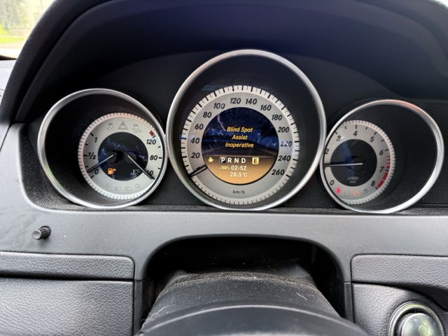 Photo 22 from auction – 2012 MERCEDES-BENZ C-CLASS C 300 with VIN WDDGF8BB5CA688141