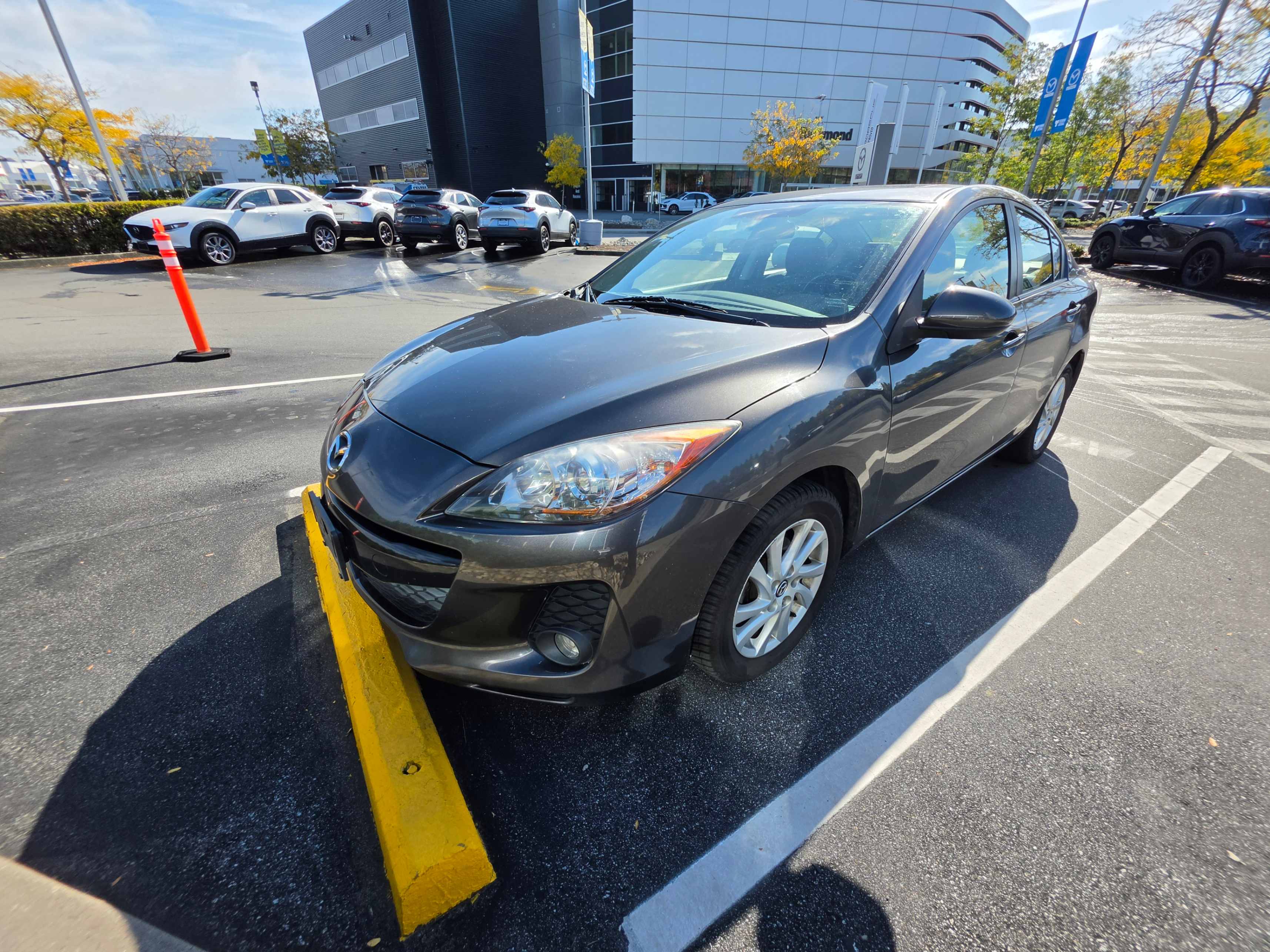 MAZDA MAZDA3 GS-SKY 2013 with VIN JM1BL1V78D1707357 - Photo from auction