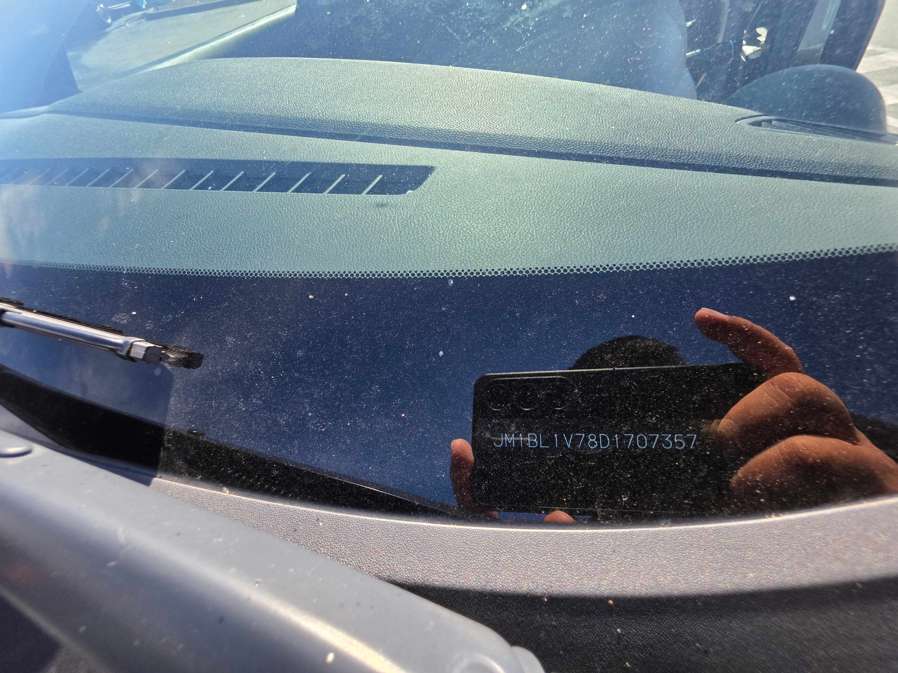 Photo 11 from auction – 2013 MAZDA MAZDA3 GS-SKY with VIN JM1BL1V78D1707357