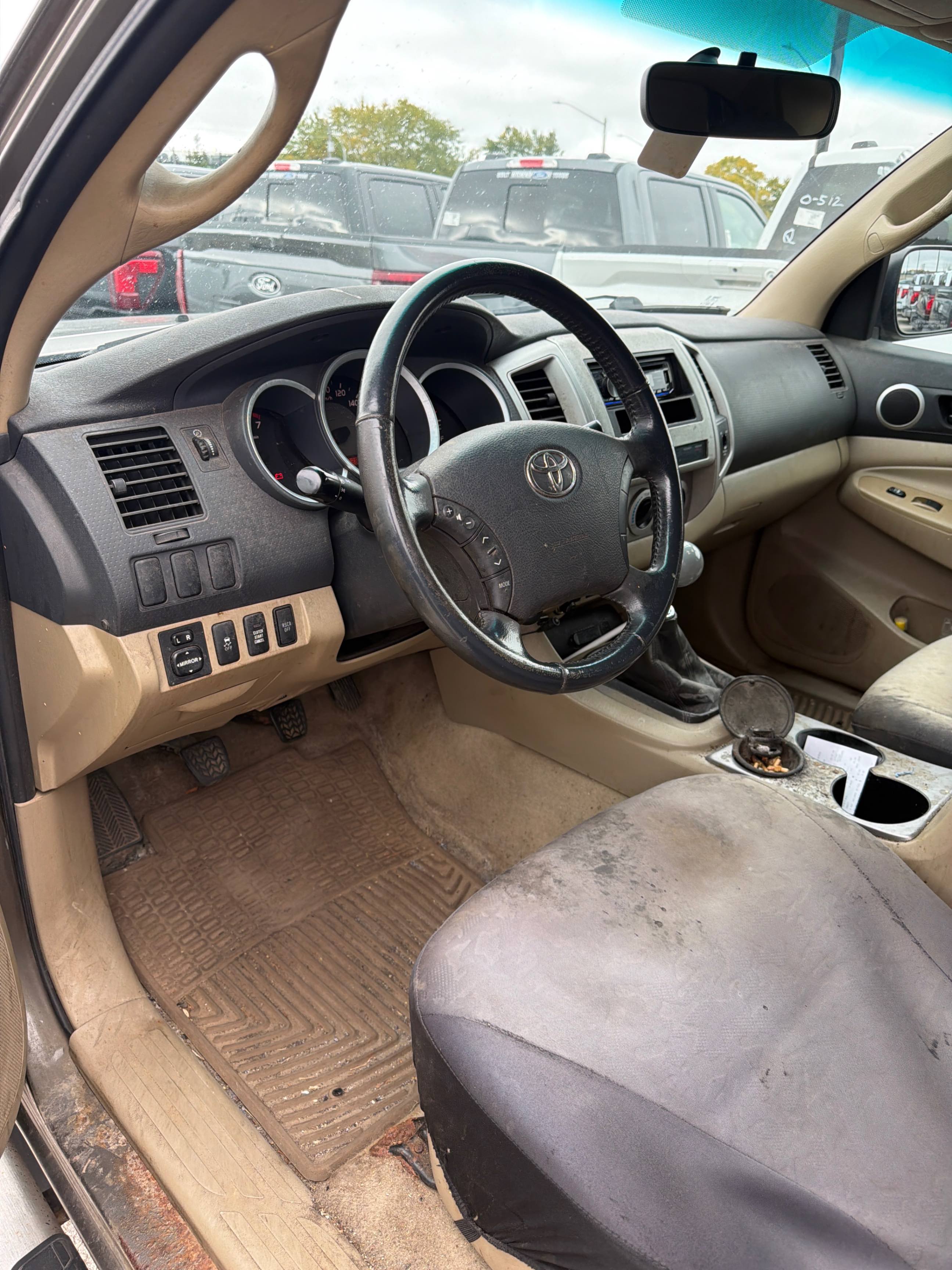 Снимка 5 от търг – 2009 TOYOTA TACOMA 4WD ACCESS CAB I4 MAN с VIN 5TEUX42NX9Z659732