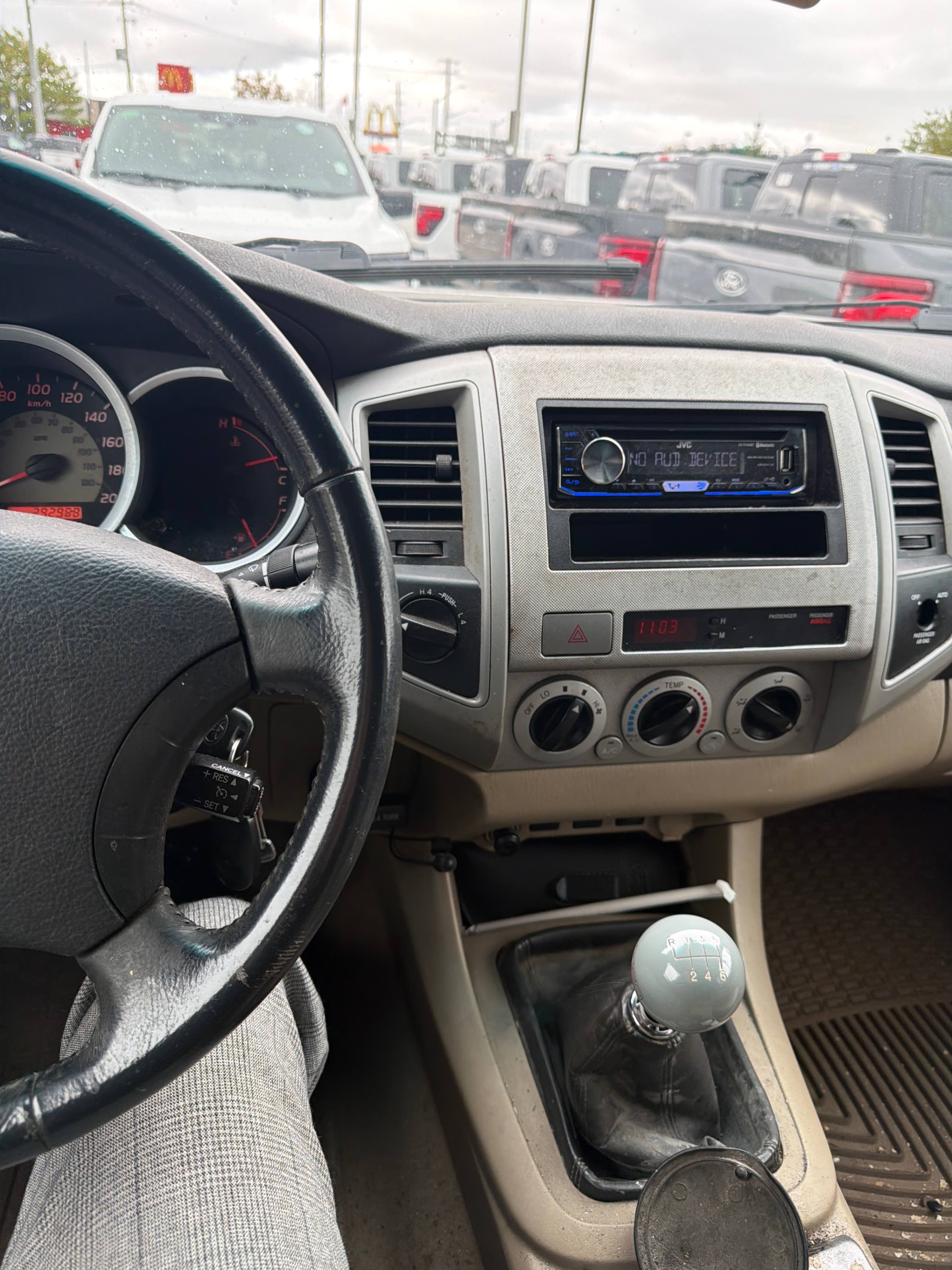 Снимка 9 от търг – 2009 TOYOTA TACOMA 4WD ACCESS CAB I4 MAN с VIN 5TEUX42NX9Z659732