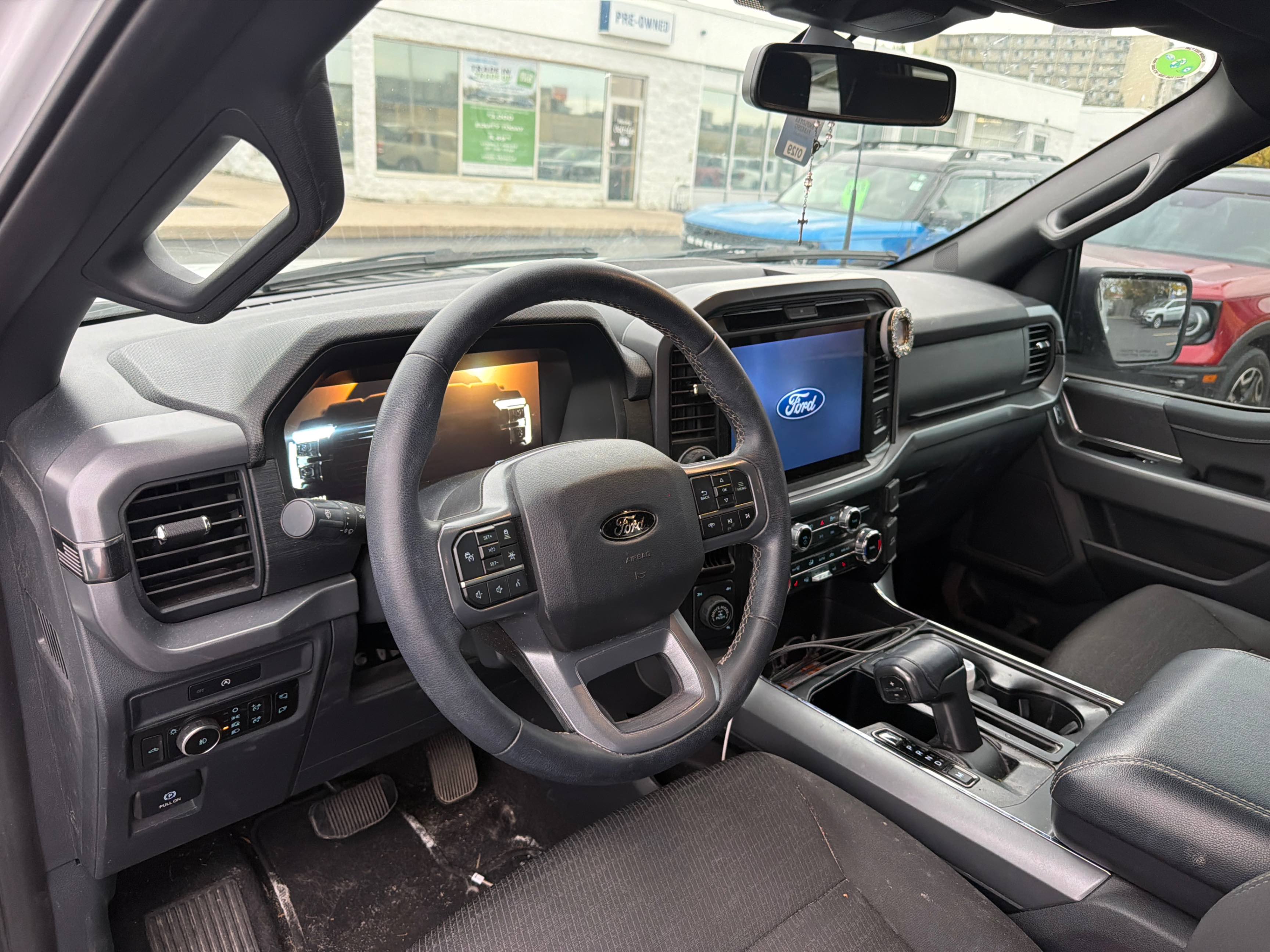 Снимка 5 от търг – 2025 FORD F-150 XLT с VIN 1FTEW3LP5SFA87330