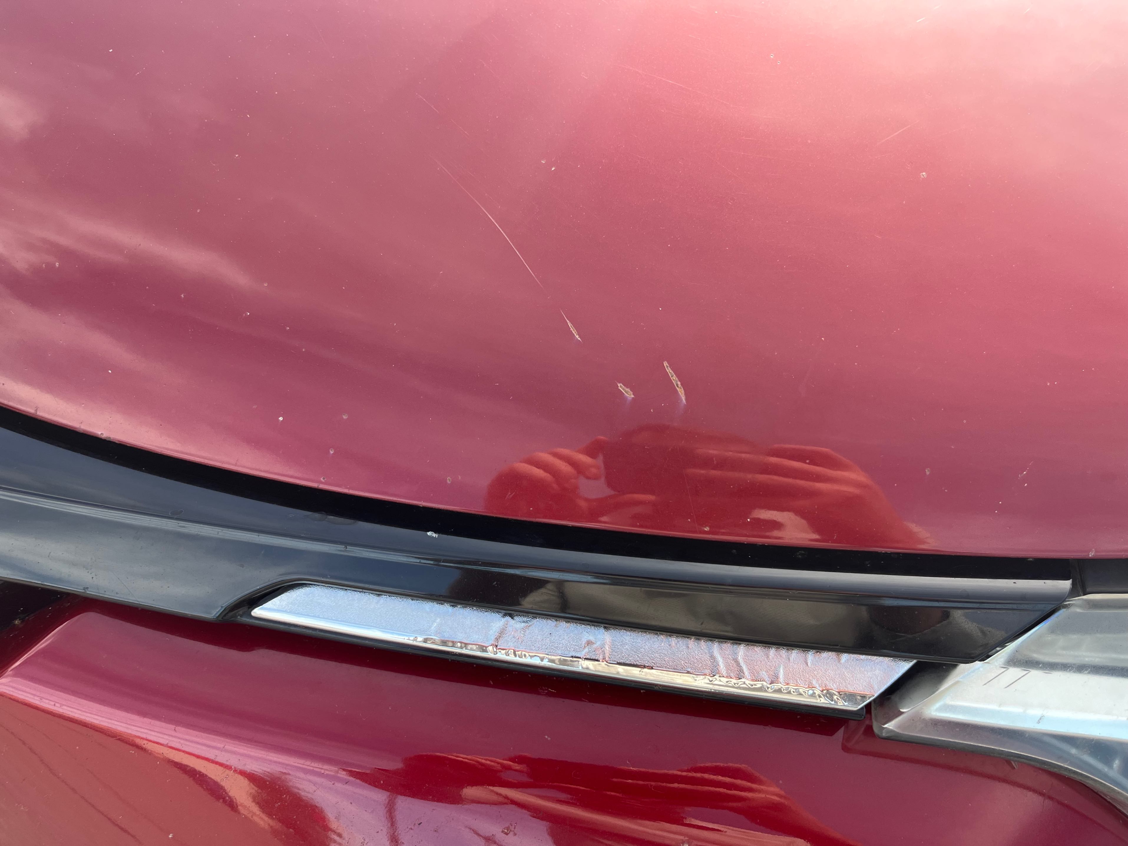 Photo 17 from auction – 2018 TOYOTA RAV4 LE with VIN 2T3BFREV9JW793800