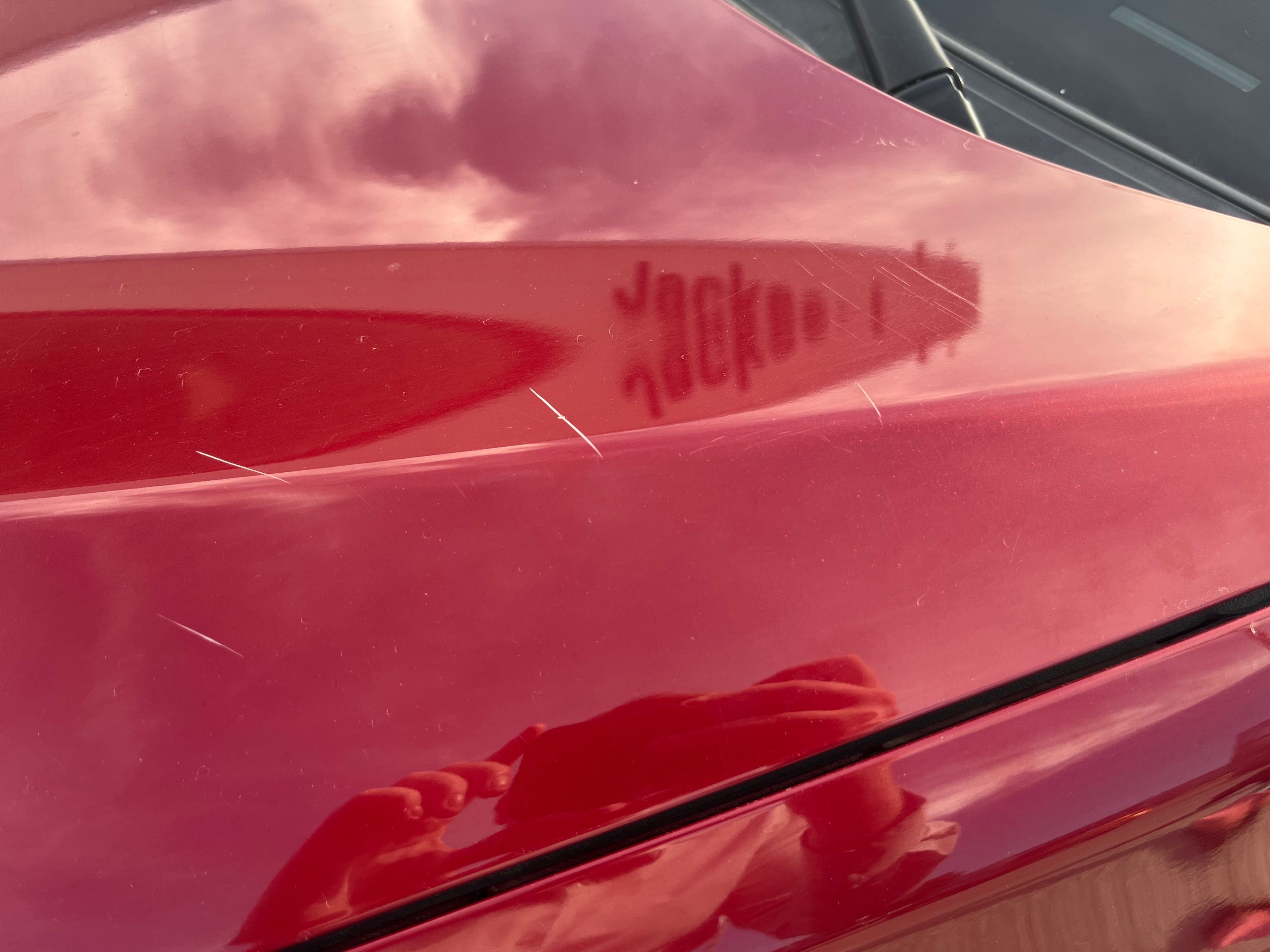 Photo 16 from auction – 2018 TOYOTA RAV4 LE with VIN 2T3BFREV9JW793800