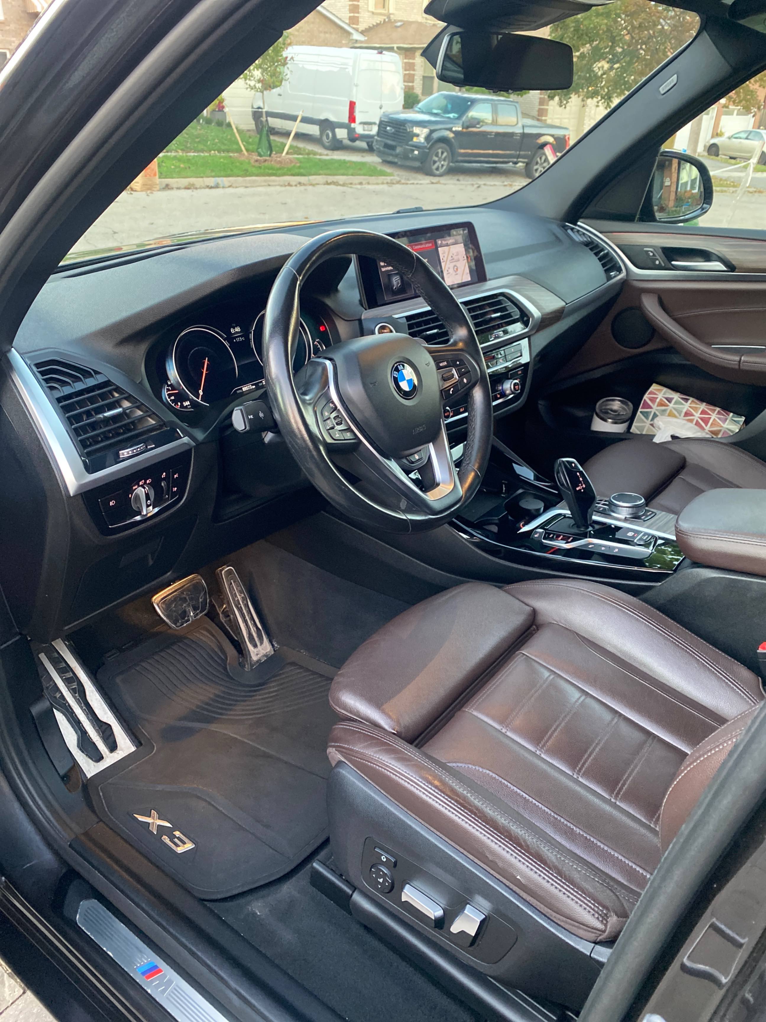 Photo 5 from auction – 2019 BMW X3 XDRIVE30I with VIN 5UXTR9C53KLR10207
