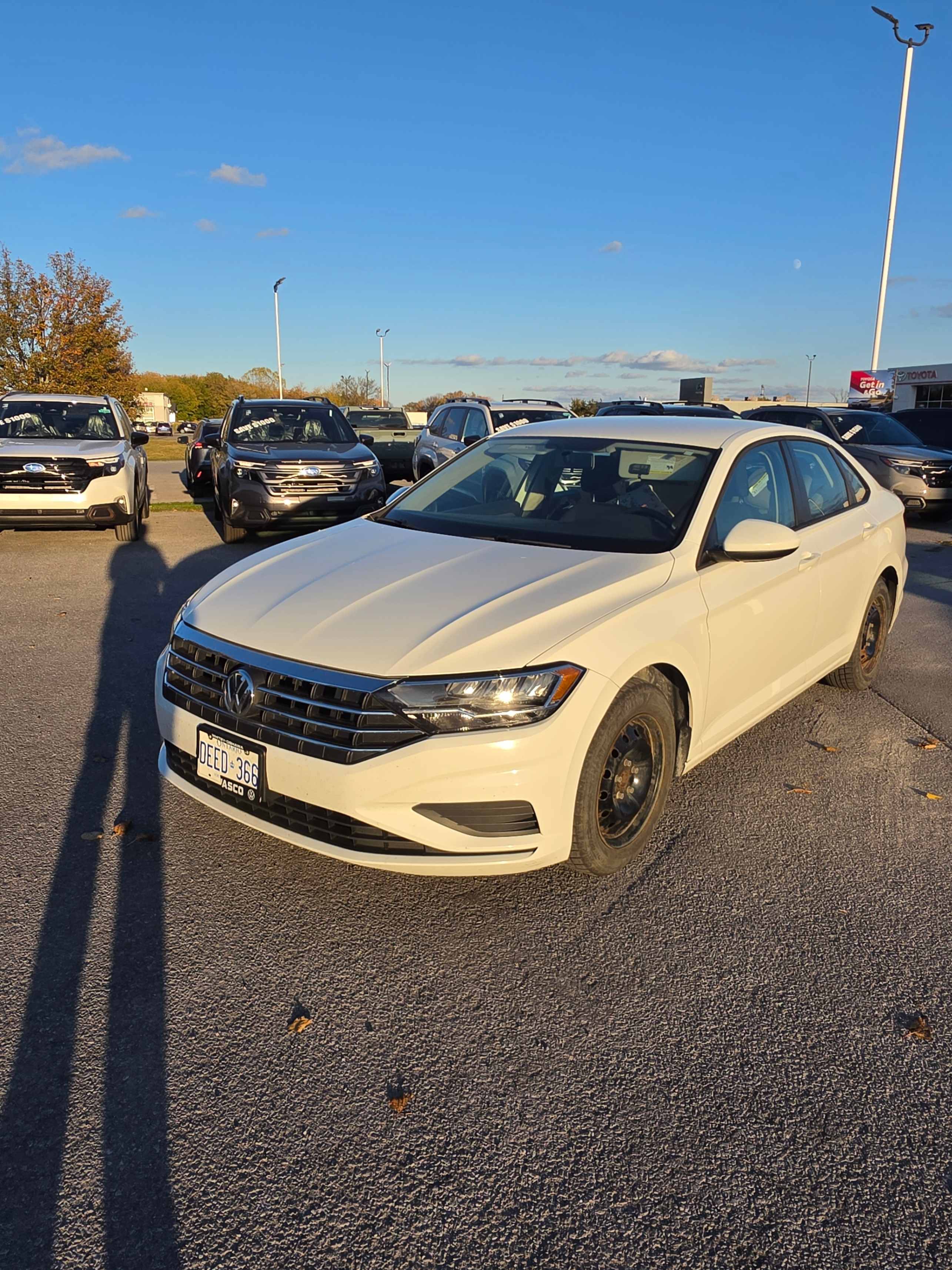 VOLKSWAGEN JETTA COMFORTLINE 2021 с VIN 3VWC57BU5MM065773 - Снимка от търг