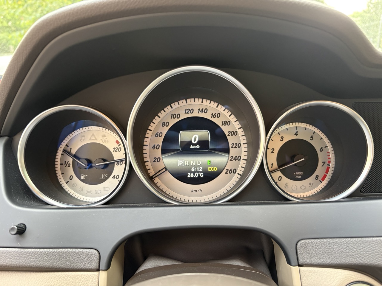 Photo 8 from auction – 2014 MERCEDES-BENZ C-CLASS C 300 with VIN WDDGF8AB8EA916847