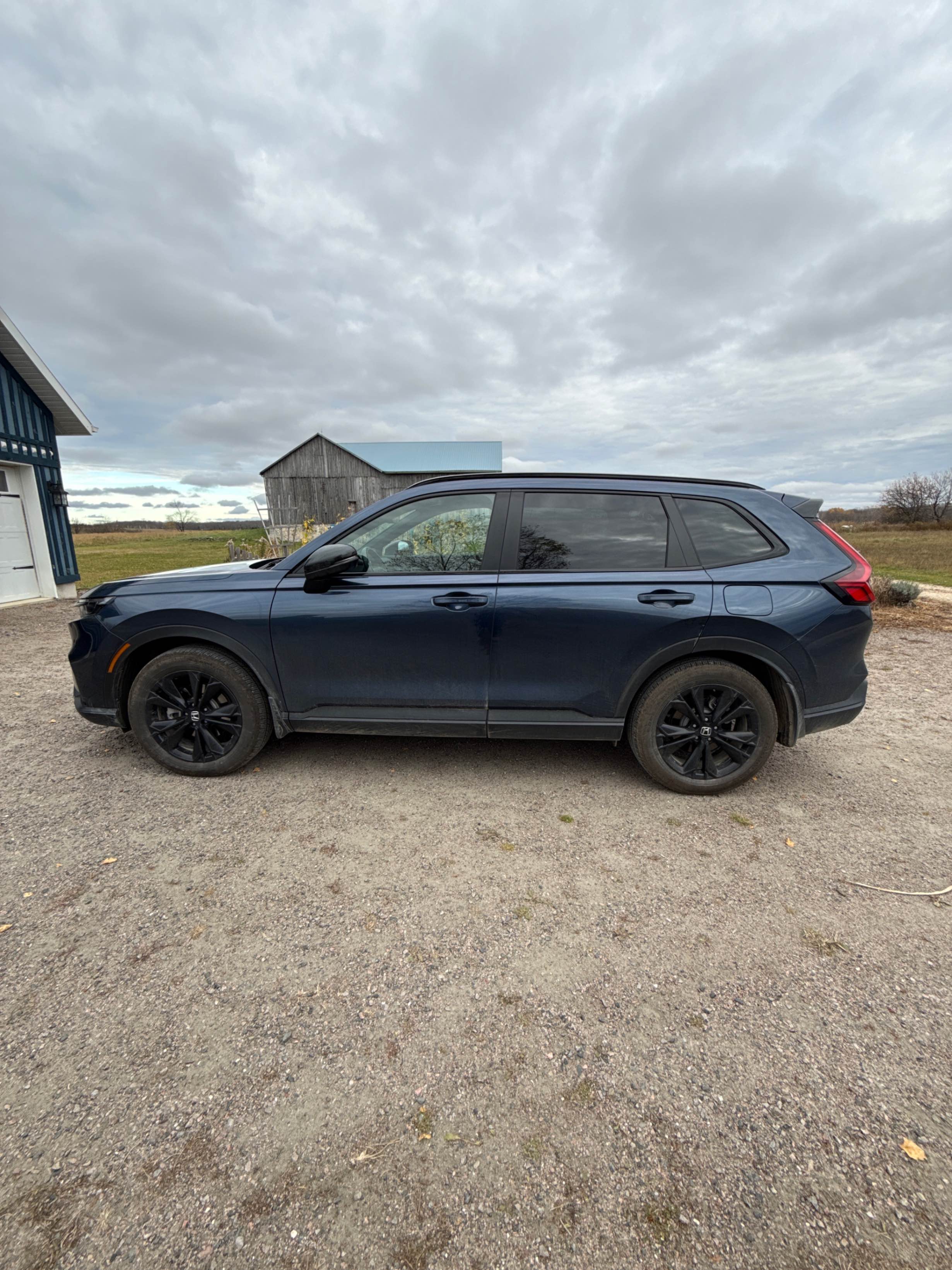 Снимка 2 от търг – 2026 HONDA CR-V HYBRID TOURING с VIN 2HKRS6H9XTH230451