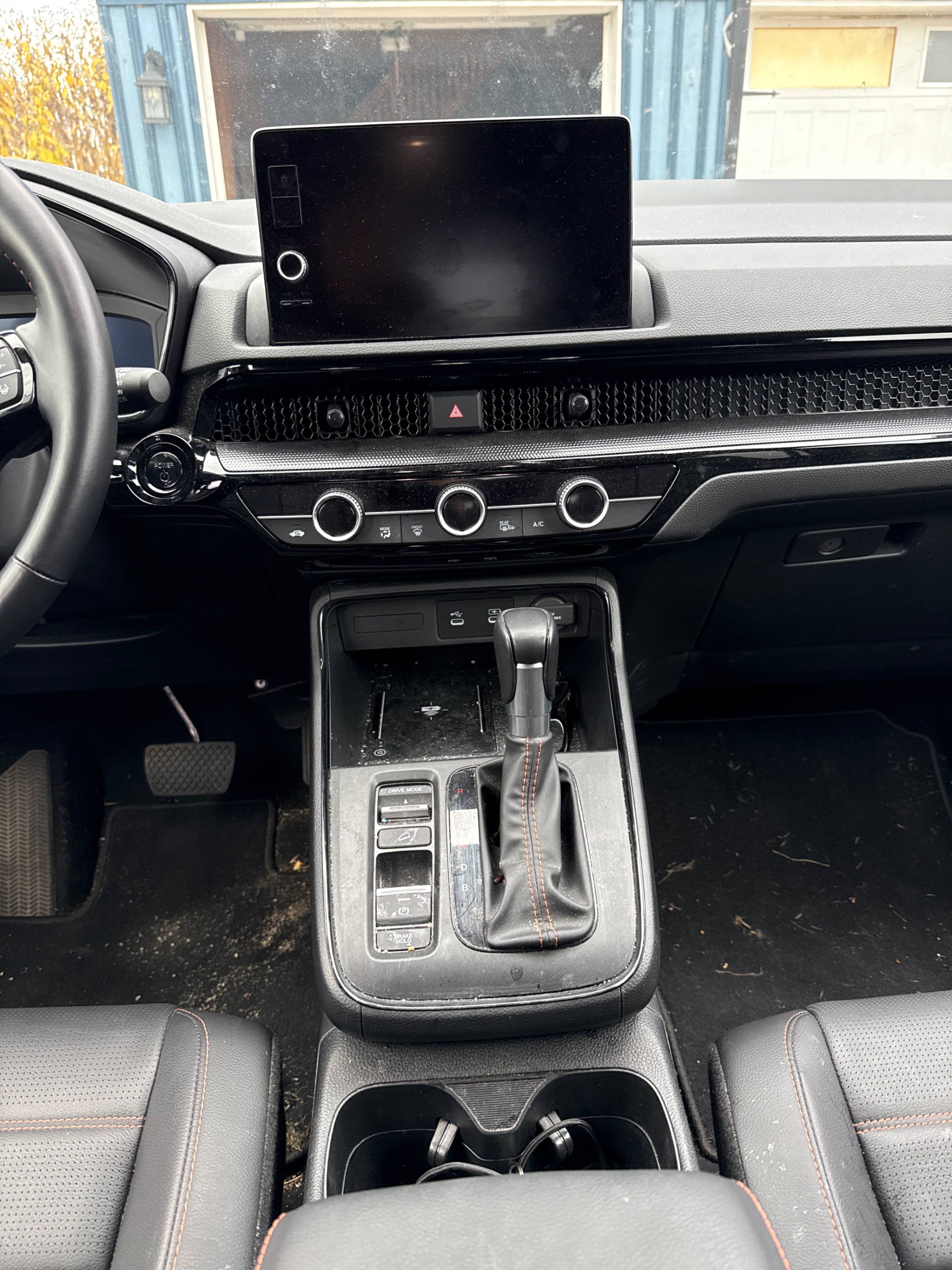 Снимка 9 от търг – 2026 HONDA CR-V HYBRID TOURING с VIN 2HKRS6H9XTH230451