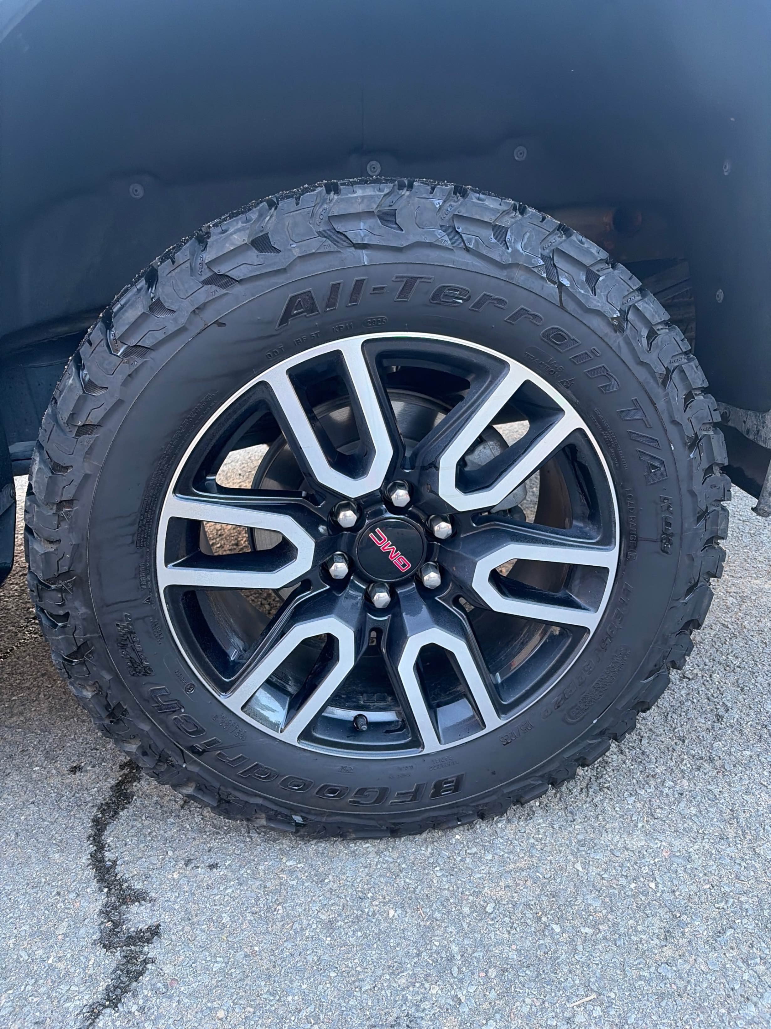 Снимка 7 от търг – 2026 GMC SIERRA 1500 AT4 с VIN 3GTUUEE88TG154506