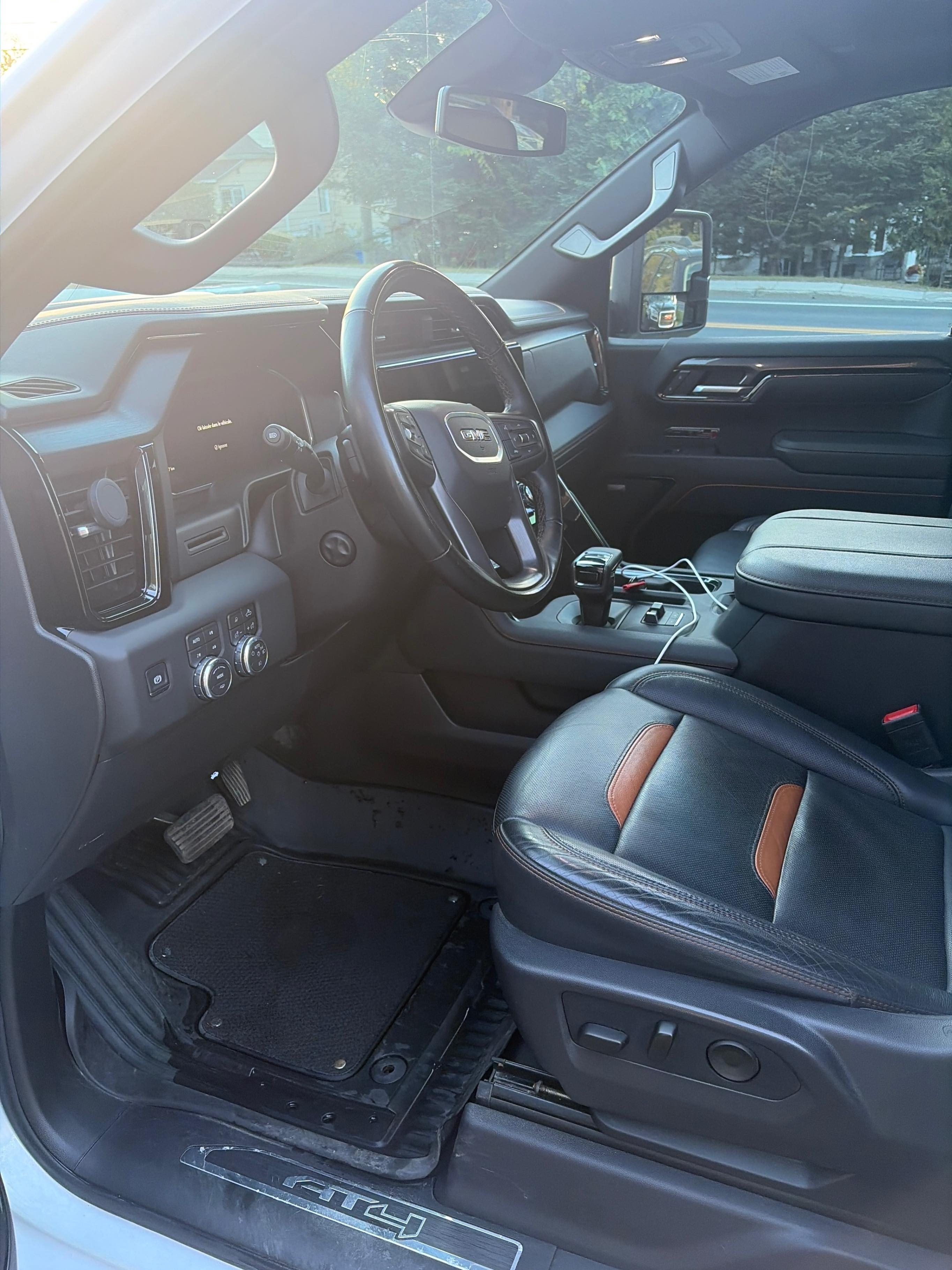 Снимка 5 от търг – 2026 GMC SIERRA 1500 AT4 с VIN 3GTUUEE88TG154506