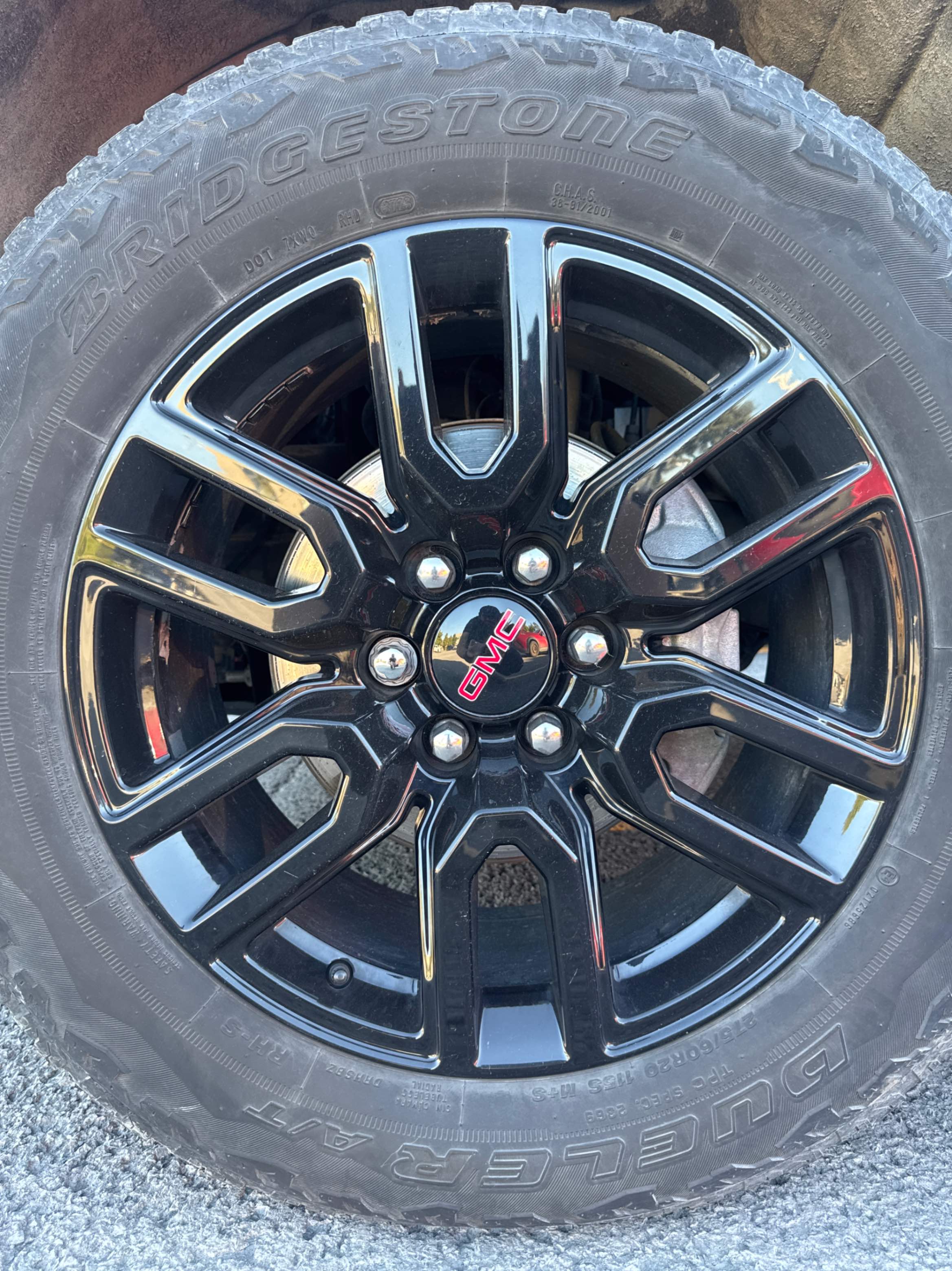 Photo 7 from auction – 2024 GMC SIERRA 1500 ELEVATION with VIN 3GTUUCE86RG130444
