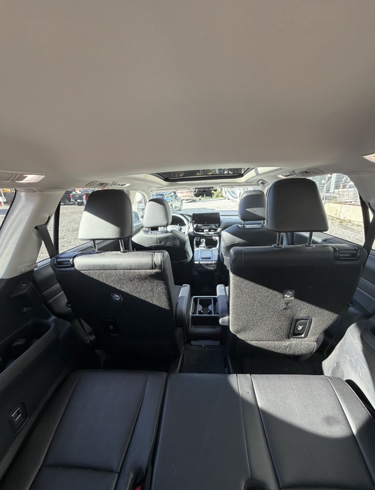 Снимка 12 от търг – 2026 TOYOTA GRAND HIGHLANDER AWD с VIN 5TDAAAB5XTS134855