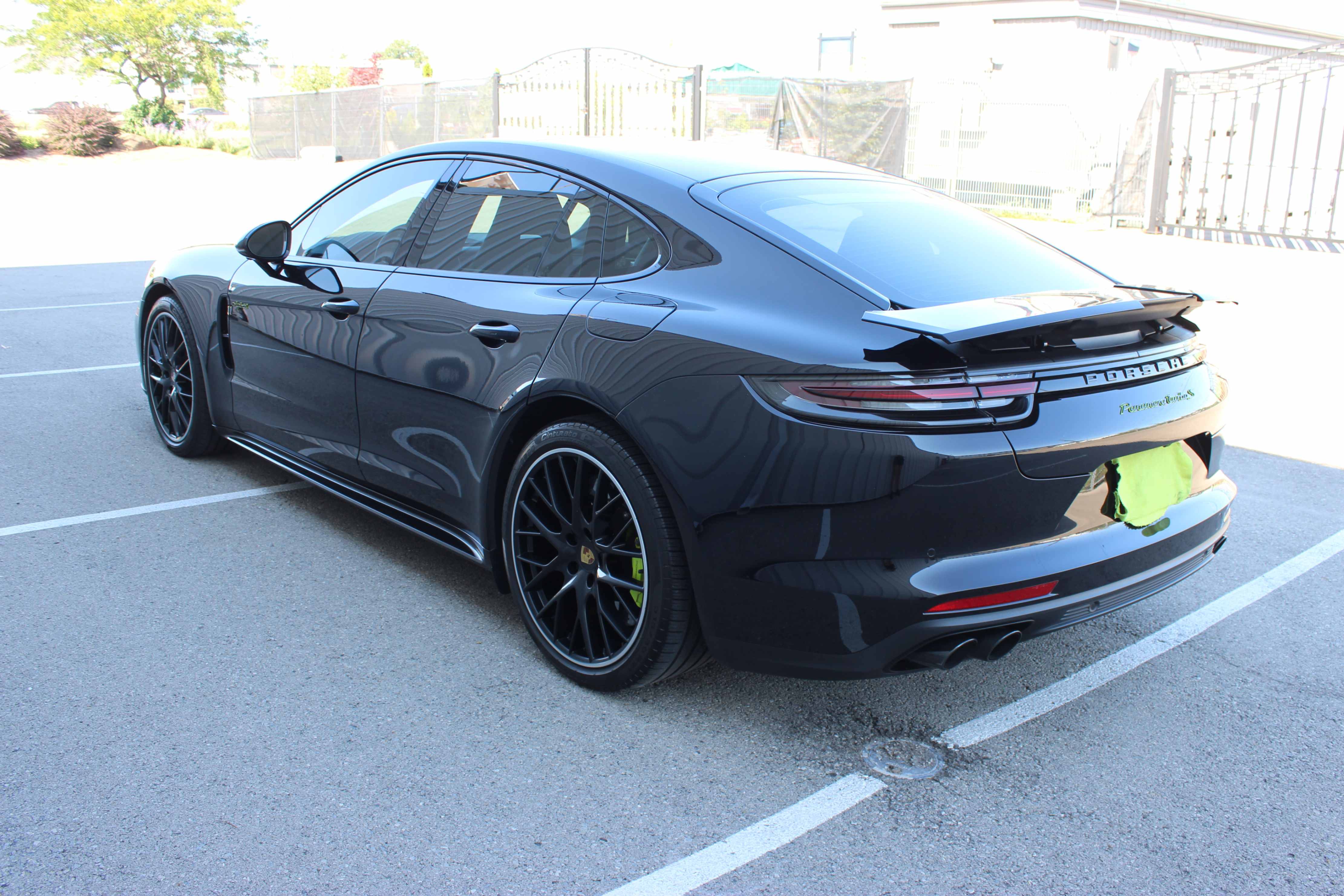 Снимка 2 от търг – 2019 PORSCHE PANAMERA TURBO S E-HYBRID AWD с VIN WP0AH2A77KL147292