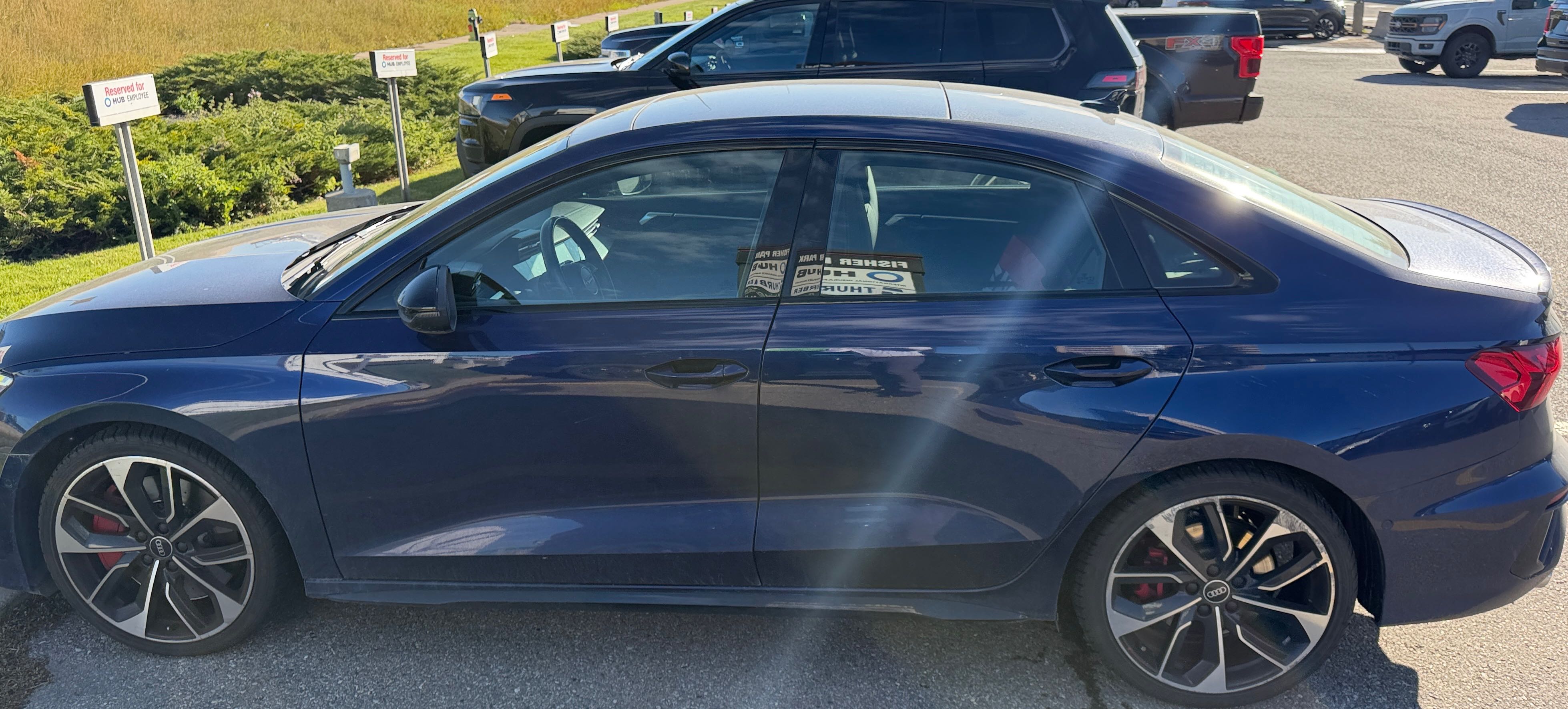 Photo 2 from auction – 2022 AUDI S3 SEDAN PROGRESSIV with VIN WAUH3CGY5NA031394