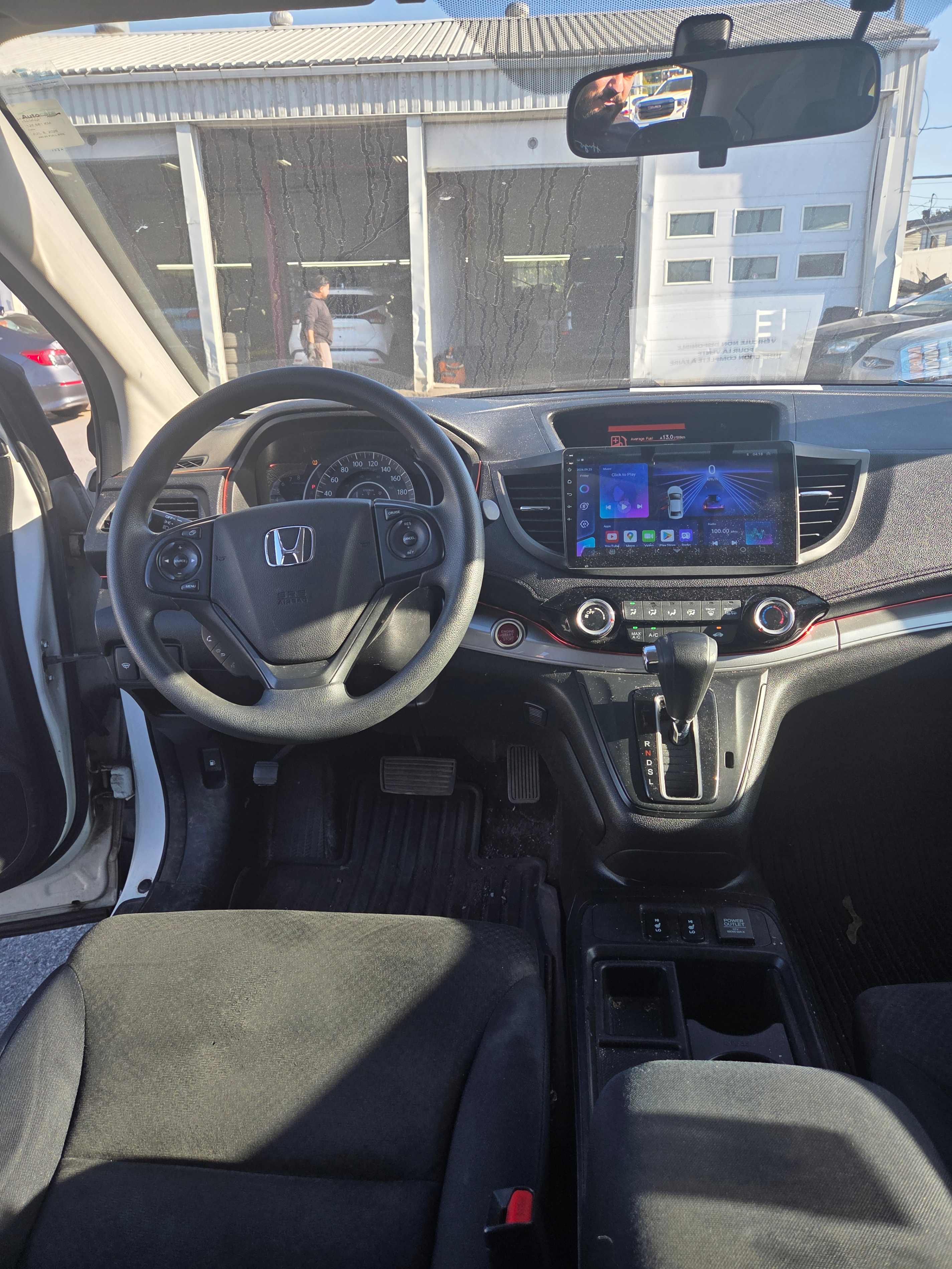 Photo 9 from auction – 2015 HONDA CR-V SE with VIN 2HKRM4H45FH125064