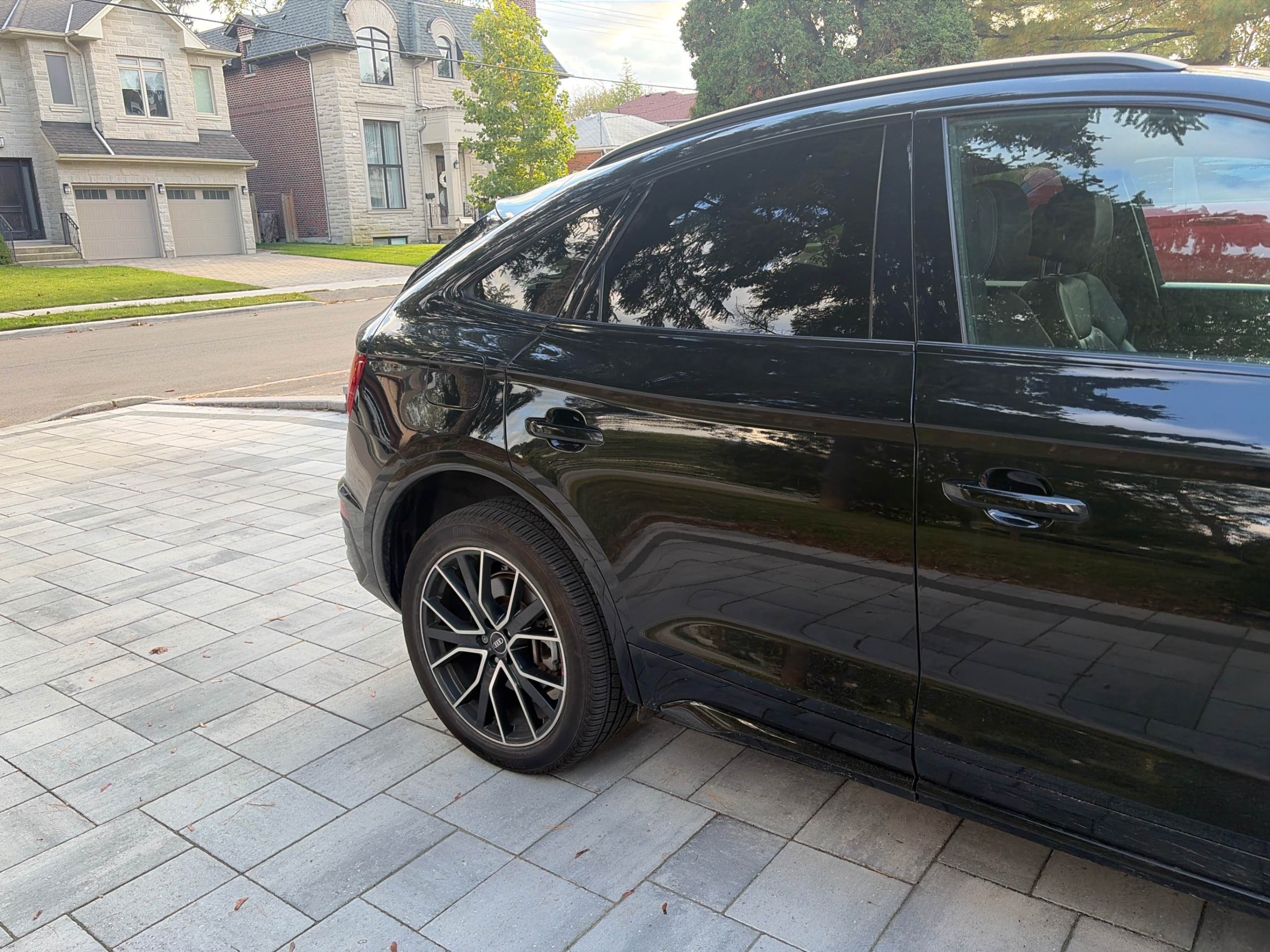 Photo 6 from auction – 2022 AUDI Q5 SPORTBACK PROGRESSIV with VIN WA14AAFY6N2024780