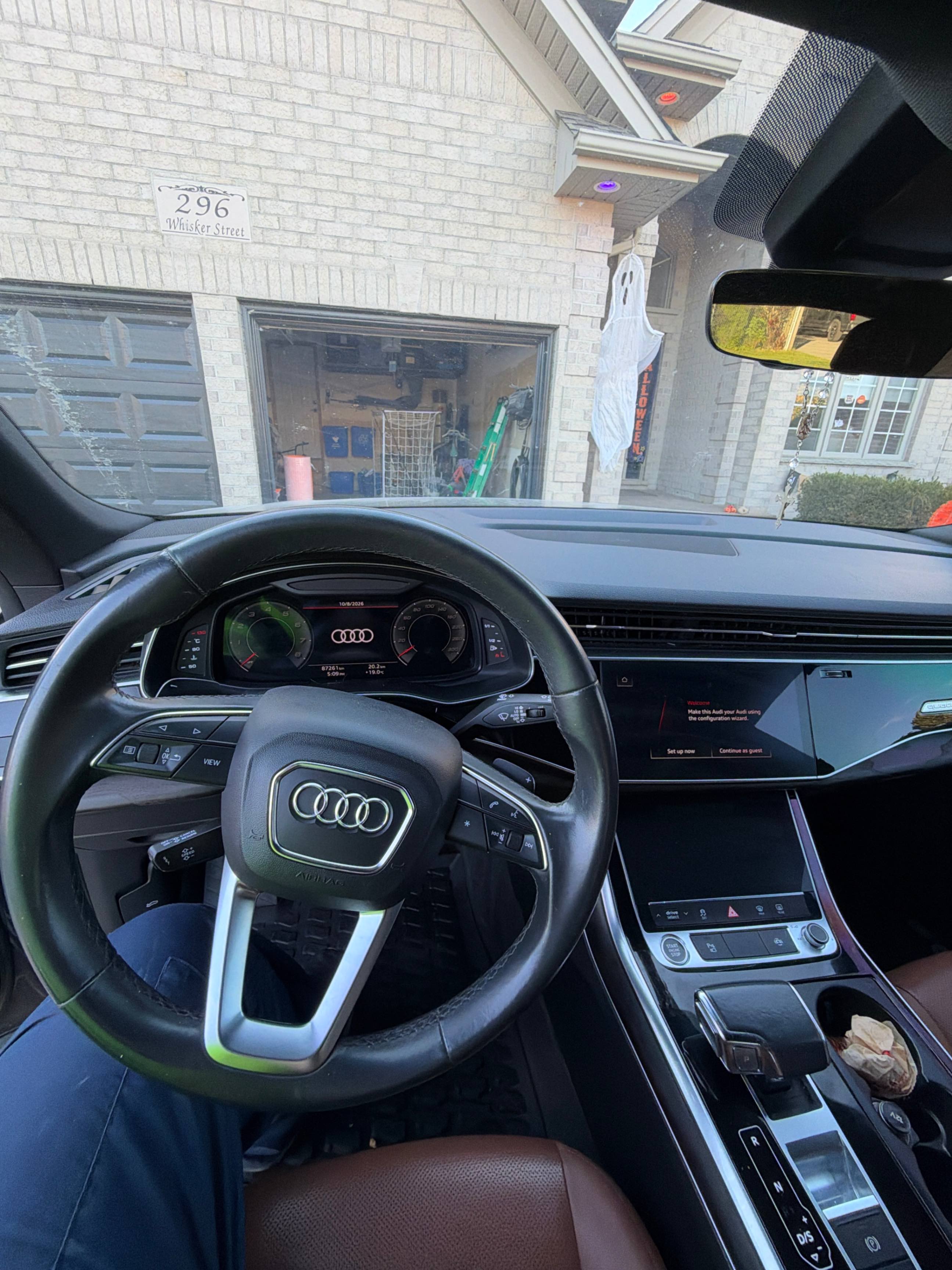 Photo 7 from auction – 2021 AUDI Q8 PROGRESSIV with VIN WA1DVAF12MD037813