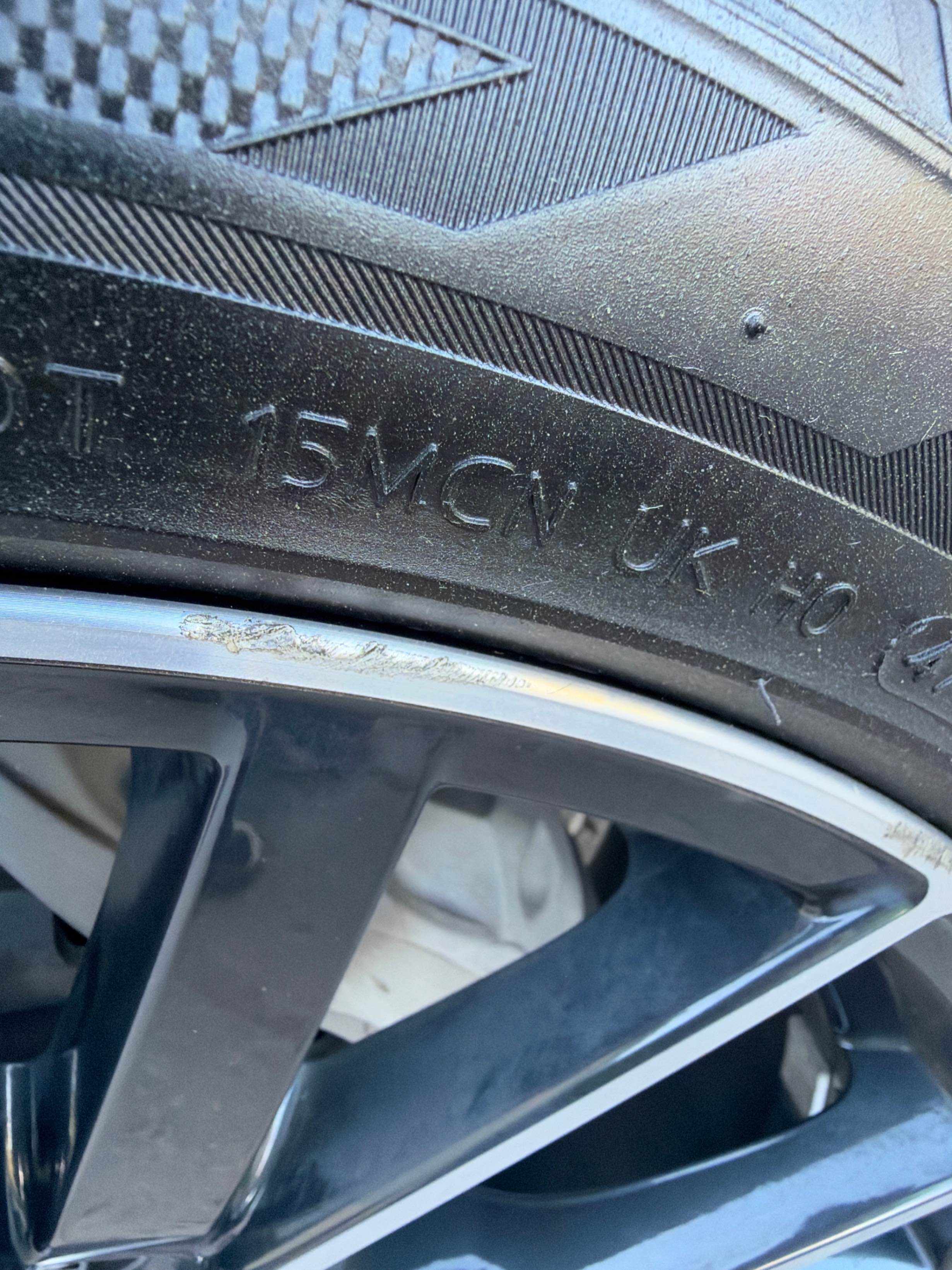 Photo 11 from auction – 2021 AUDI Q8 PROGRESSIV with VIN WA1DVAF12MD037813