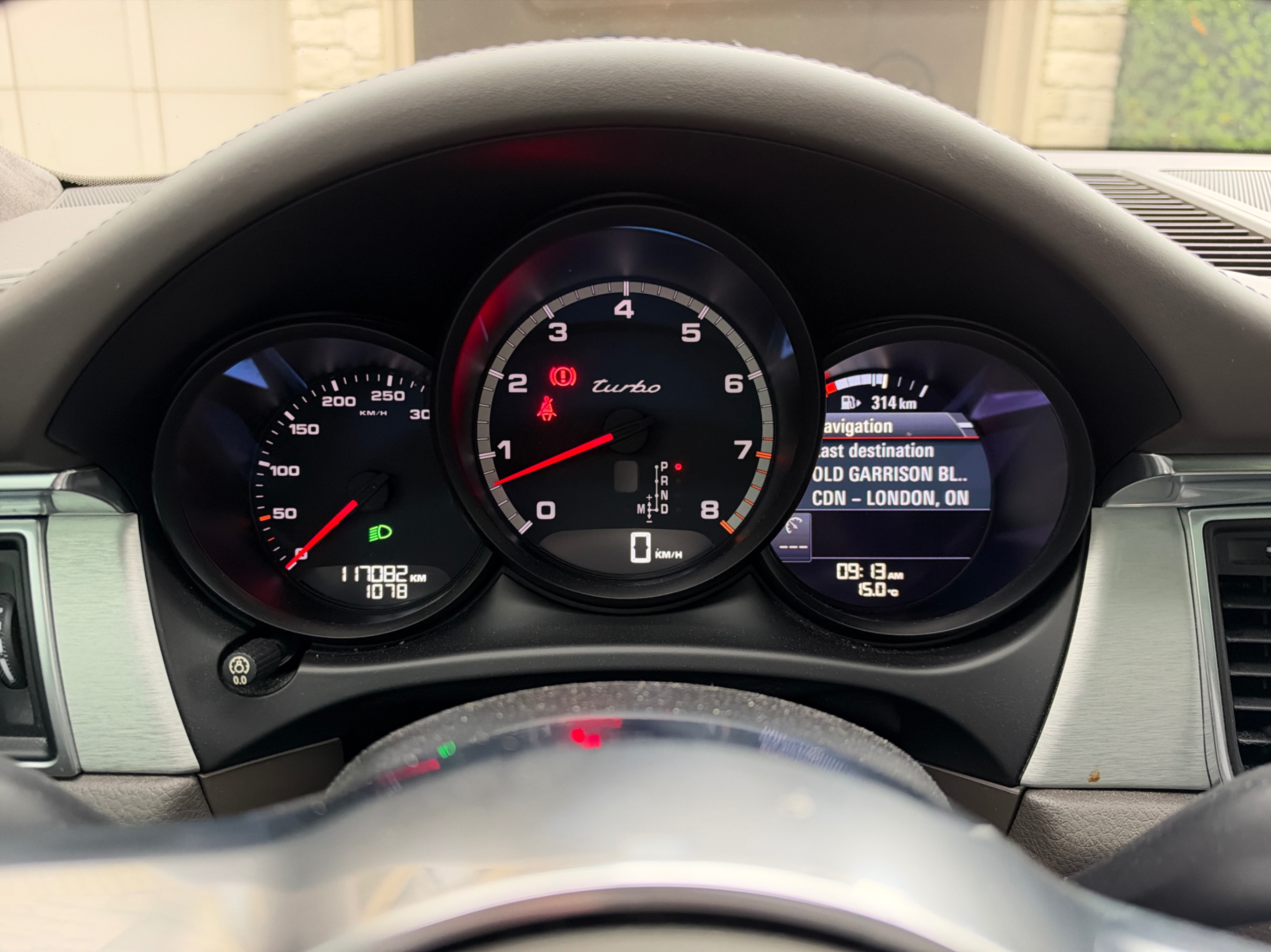 Photo 8 from auction – 2015 PORSCHE MACAN TURBO with VIN WP1AF1A51FLB99620