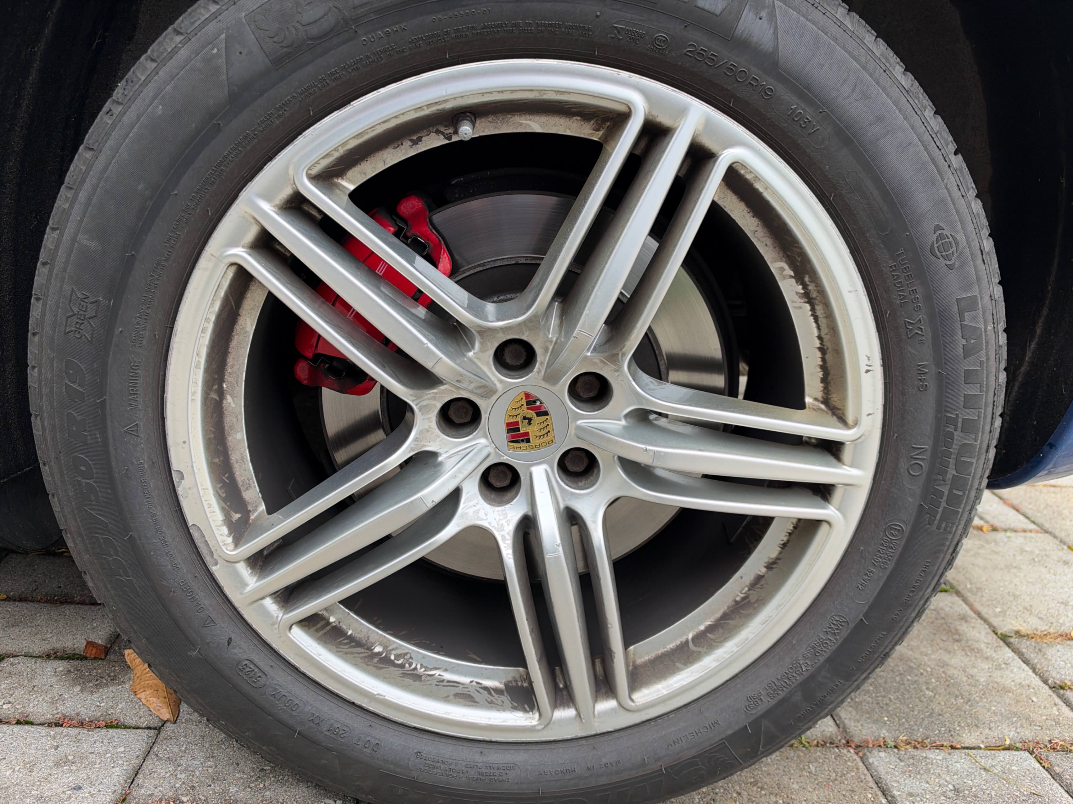 Photo 14 from auction – 2015 PORSCHE MACAN TURBO with VIN WP1AF1A51FLB99620