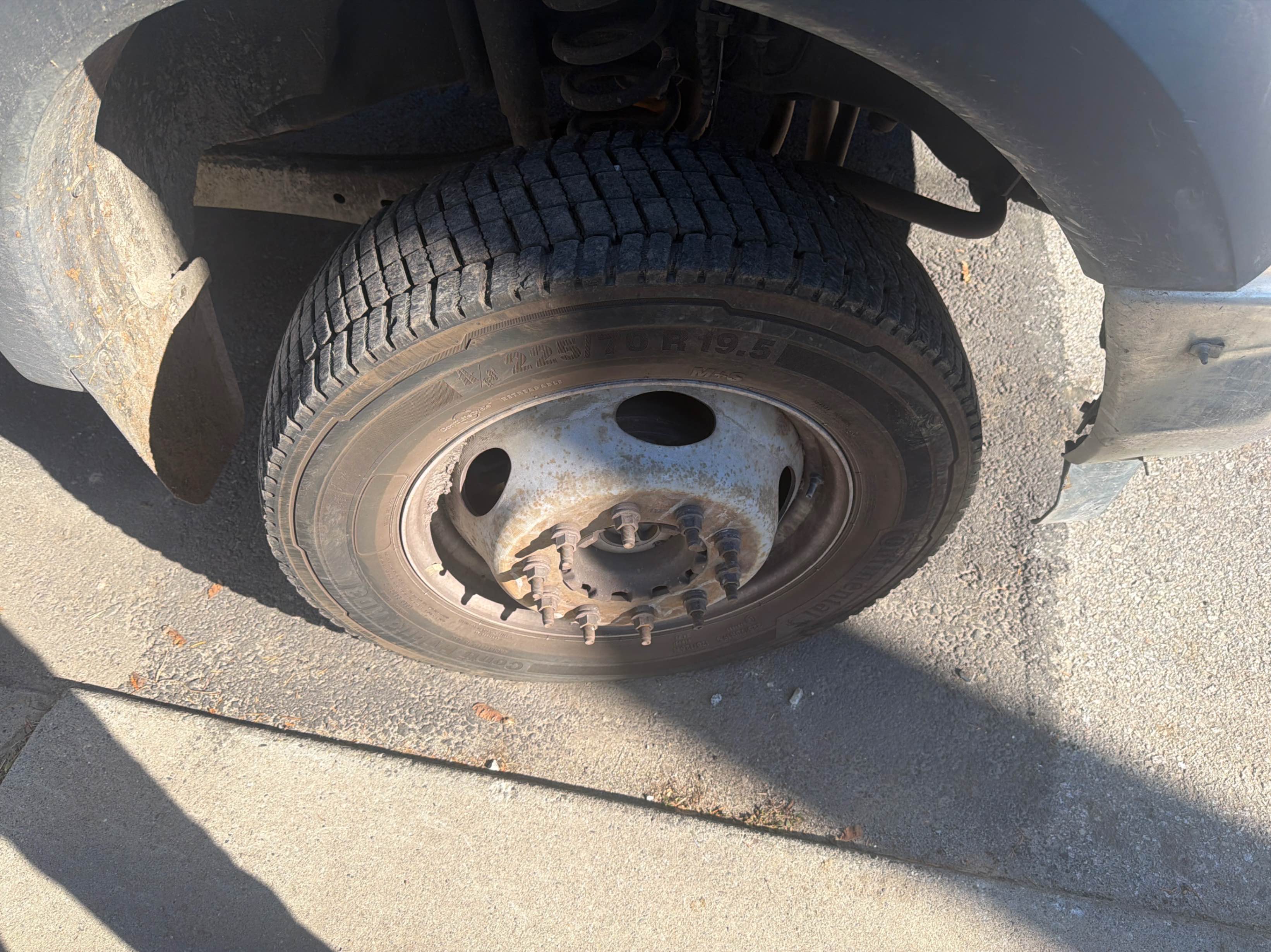 Снимка 7 от търг – 2019 FORD SUPER DUTY F-550 DRW 4WD CREW CAB WB CA с VIN 1FD0W5HY0KEF06743