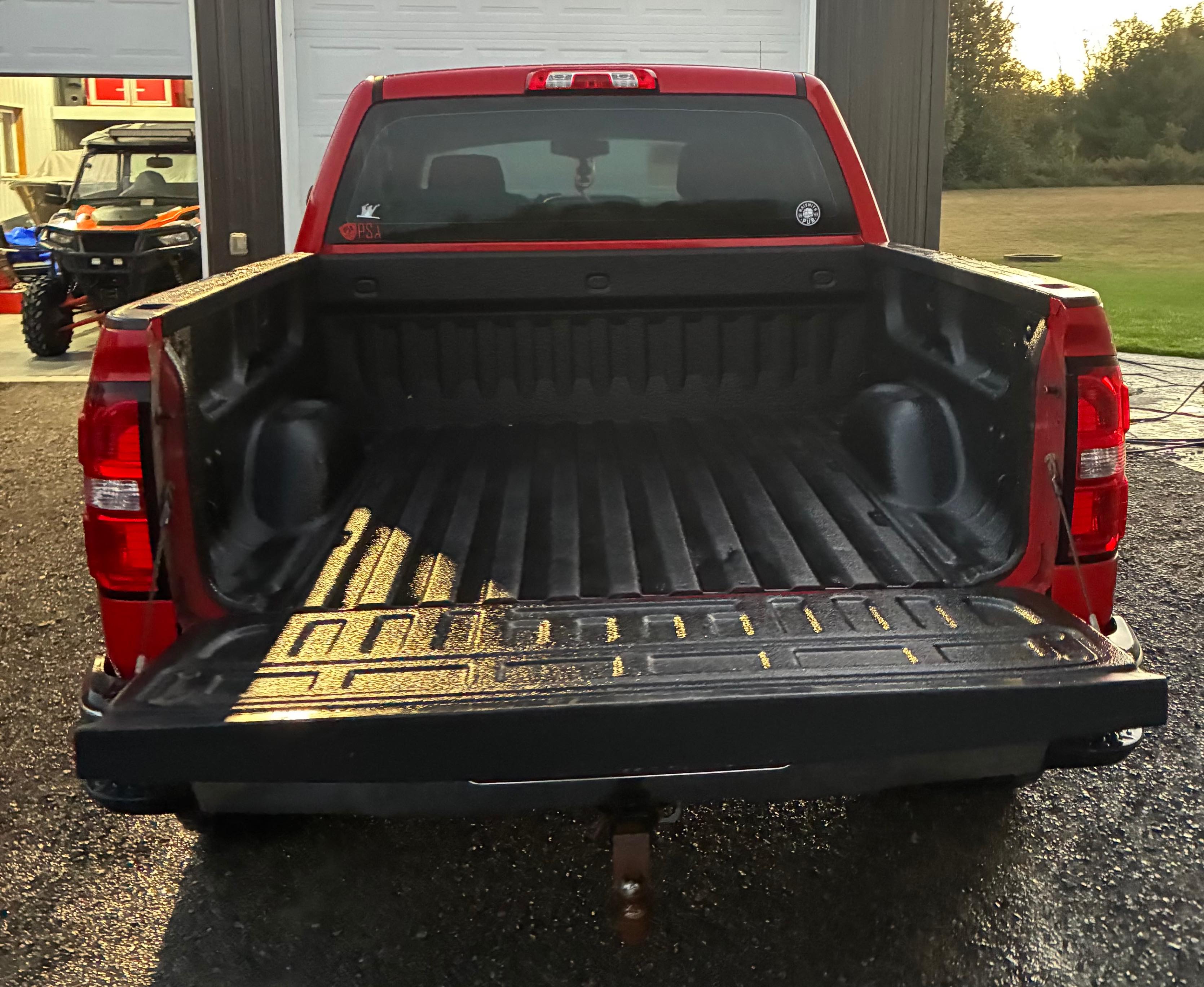 Снимка 13 от търг – 2015 GMC SIERRA 1500 4WD CREW CAB с VIN 3GTU2TEC7FG303653