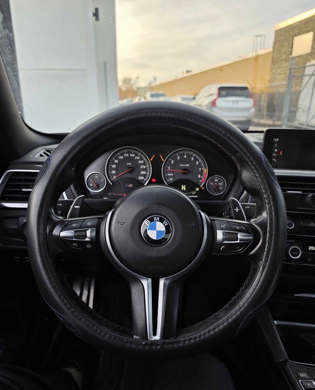 Photo 8 from auction – 2018 BMW M4 COUPE with VIN WBS4Y9C52JAC87323