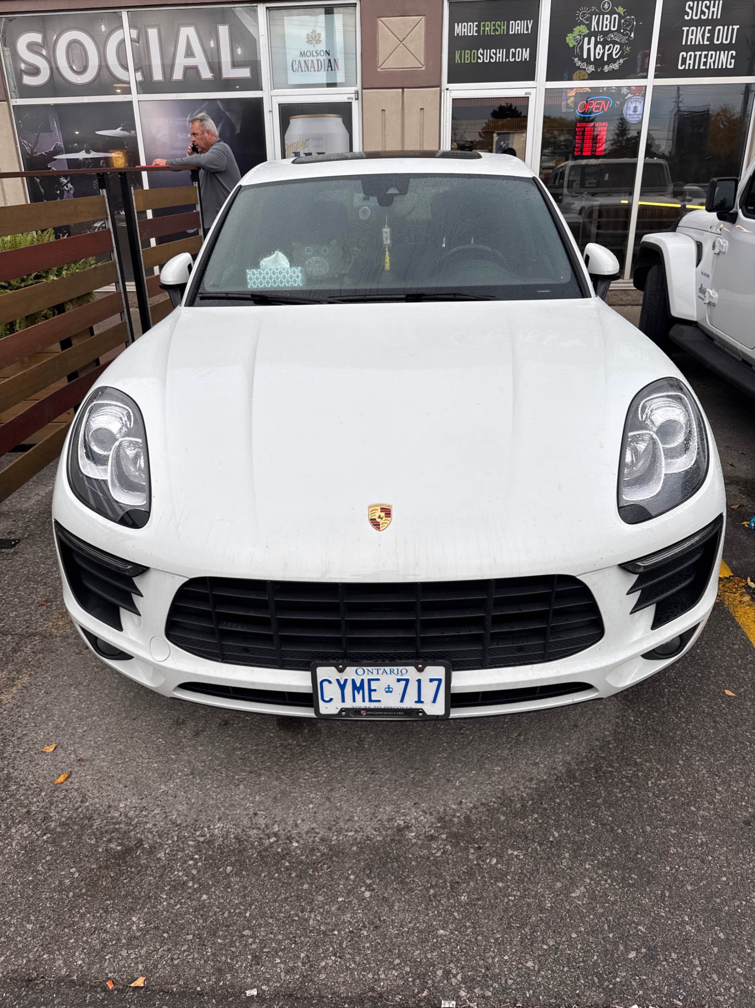 PORSCHE MACAN AWD 2018 with VIN WP1AA2A58JLB18870 - Photo from auction