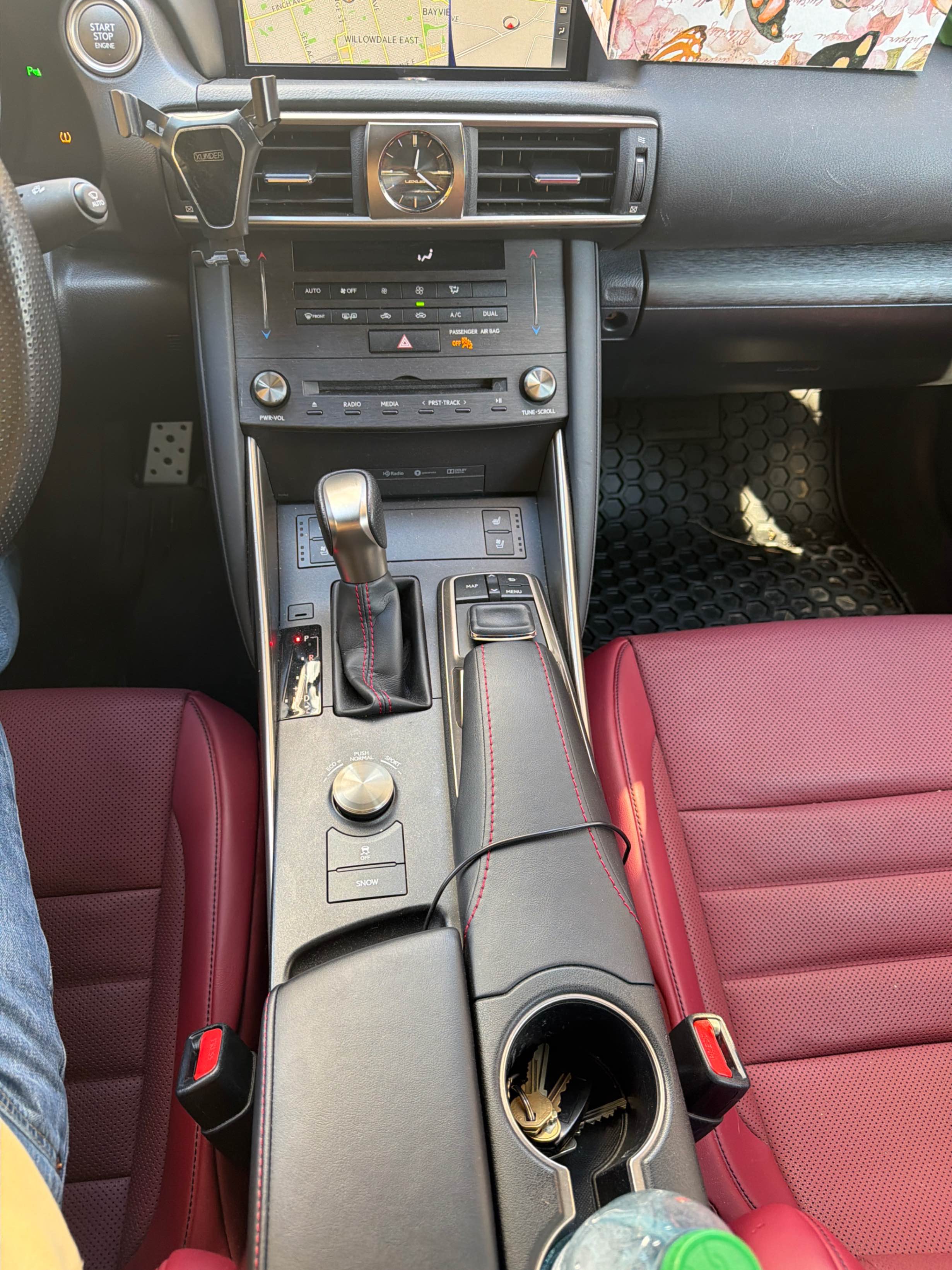Photo 9 from auction – 2020 LEXUS IS IS 300 with VIN JTHG81F23L5040388
