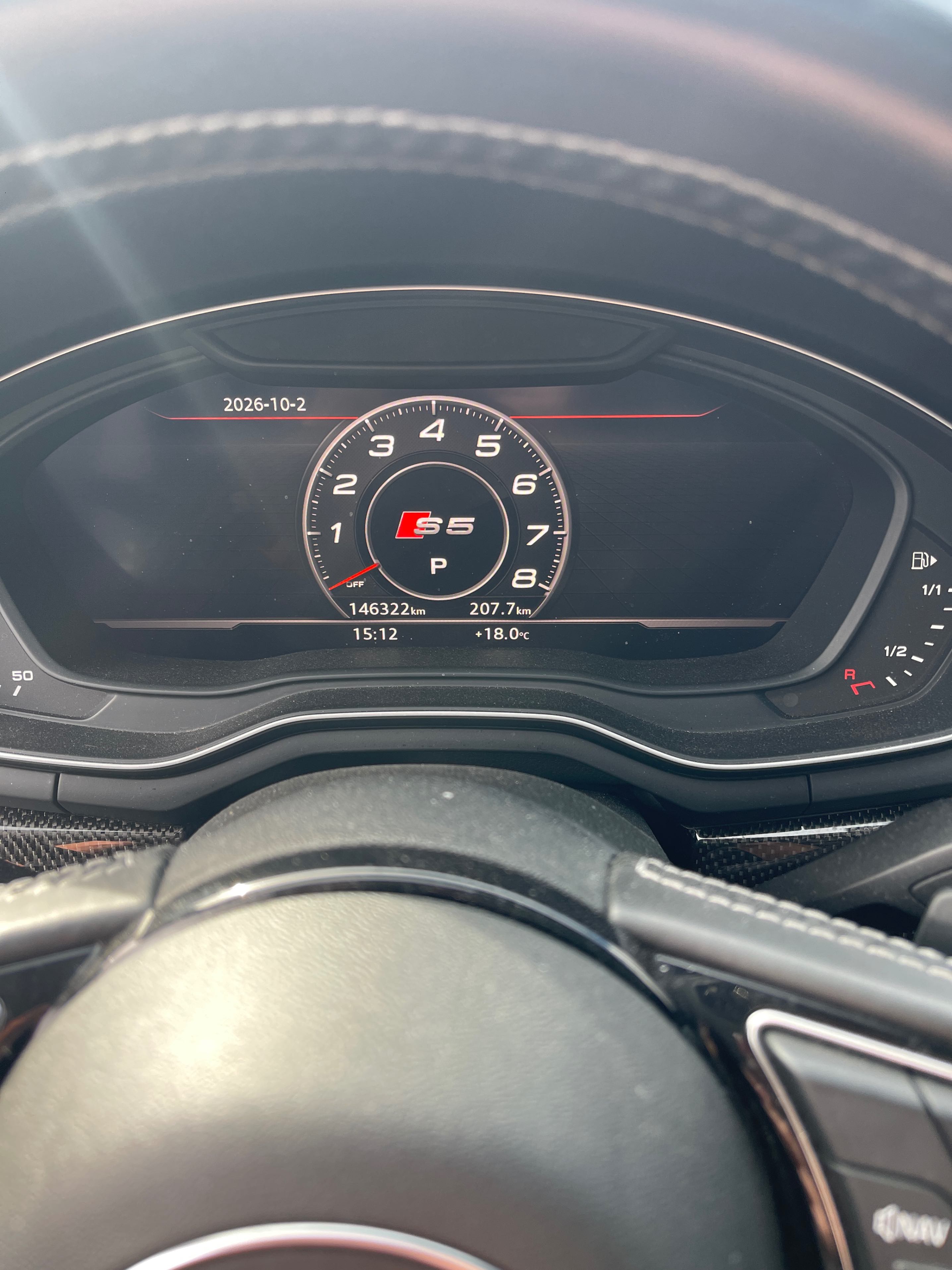 Photo 11 from auction – 2018 AUDI S5 SPORTBACK TECHNIK with VIN WAUC4CF59JA087282