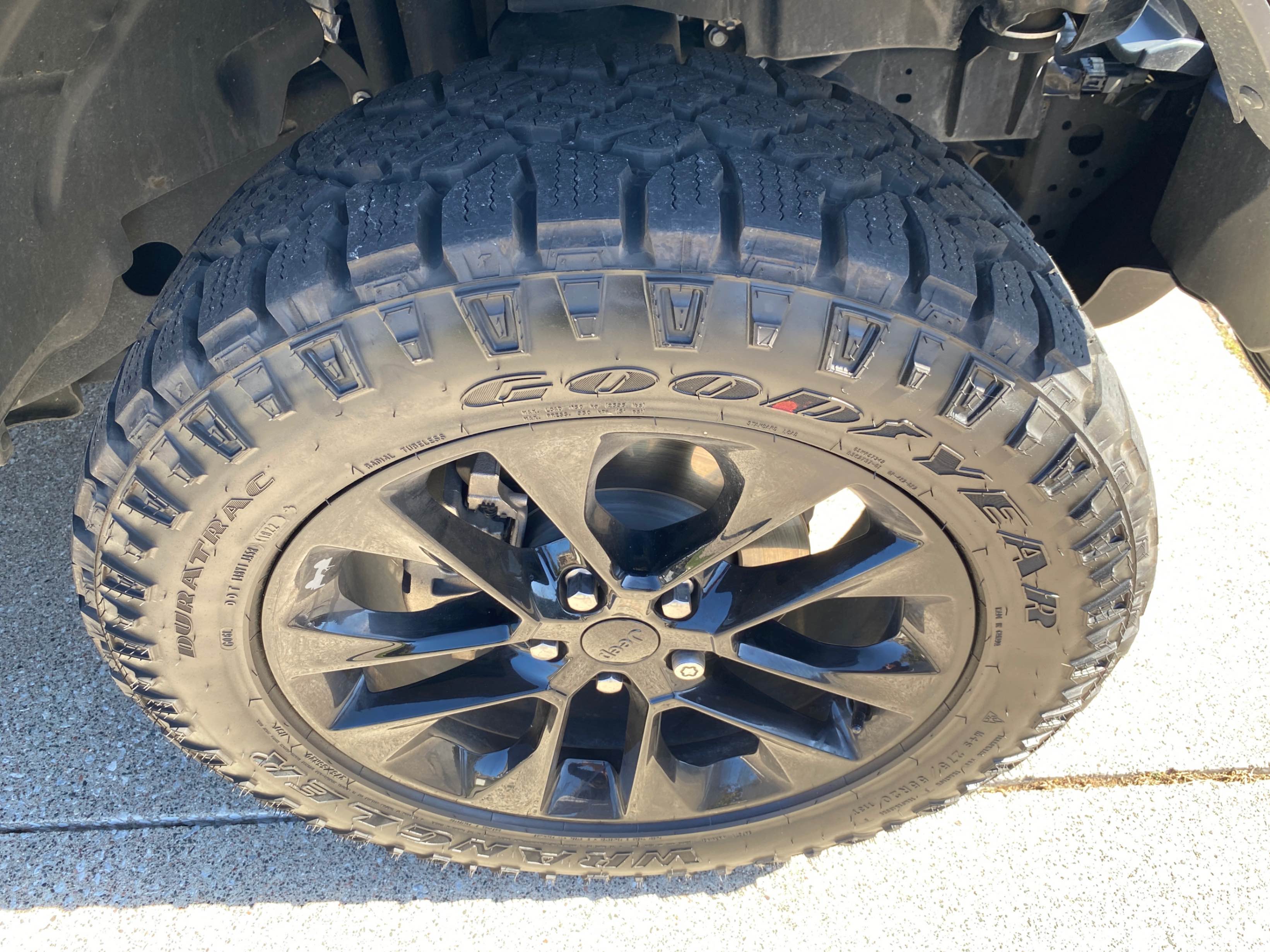 Снимка 7 от търг – 2021 JEEP WRANGLER UNLIMITED HIGH ALTITUDE с VIN 1C4HJXEG1MW541351