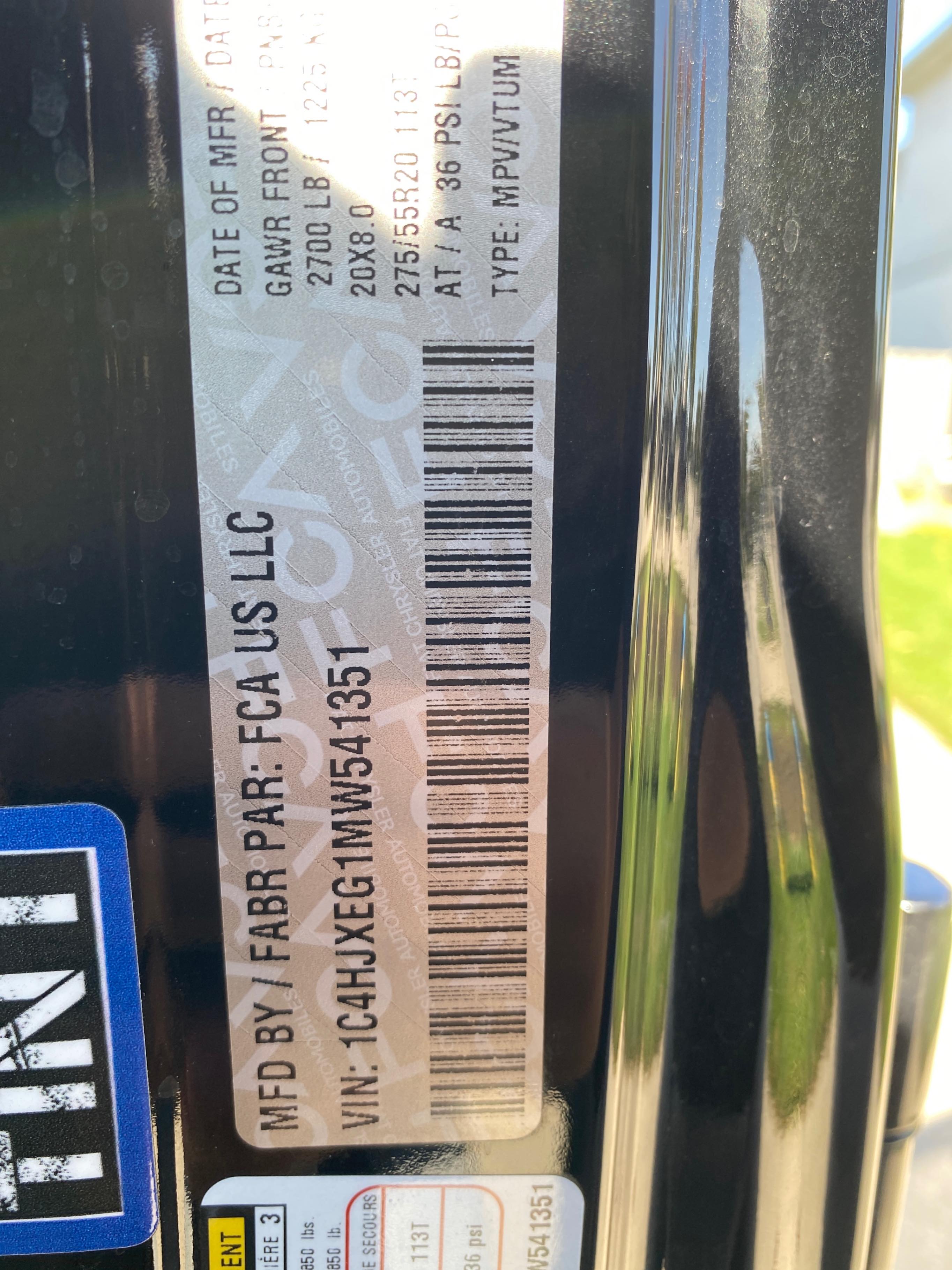 Снимка 11 от търг – 2021 JEEP WRANGLER UNLIMITED HIGH ALTITUDE с VIN 1C4HJXEG1MW541351