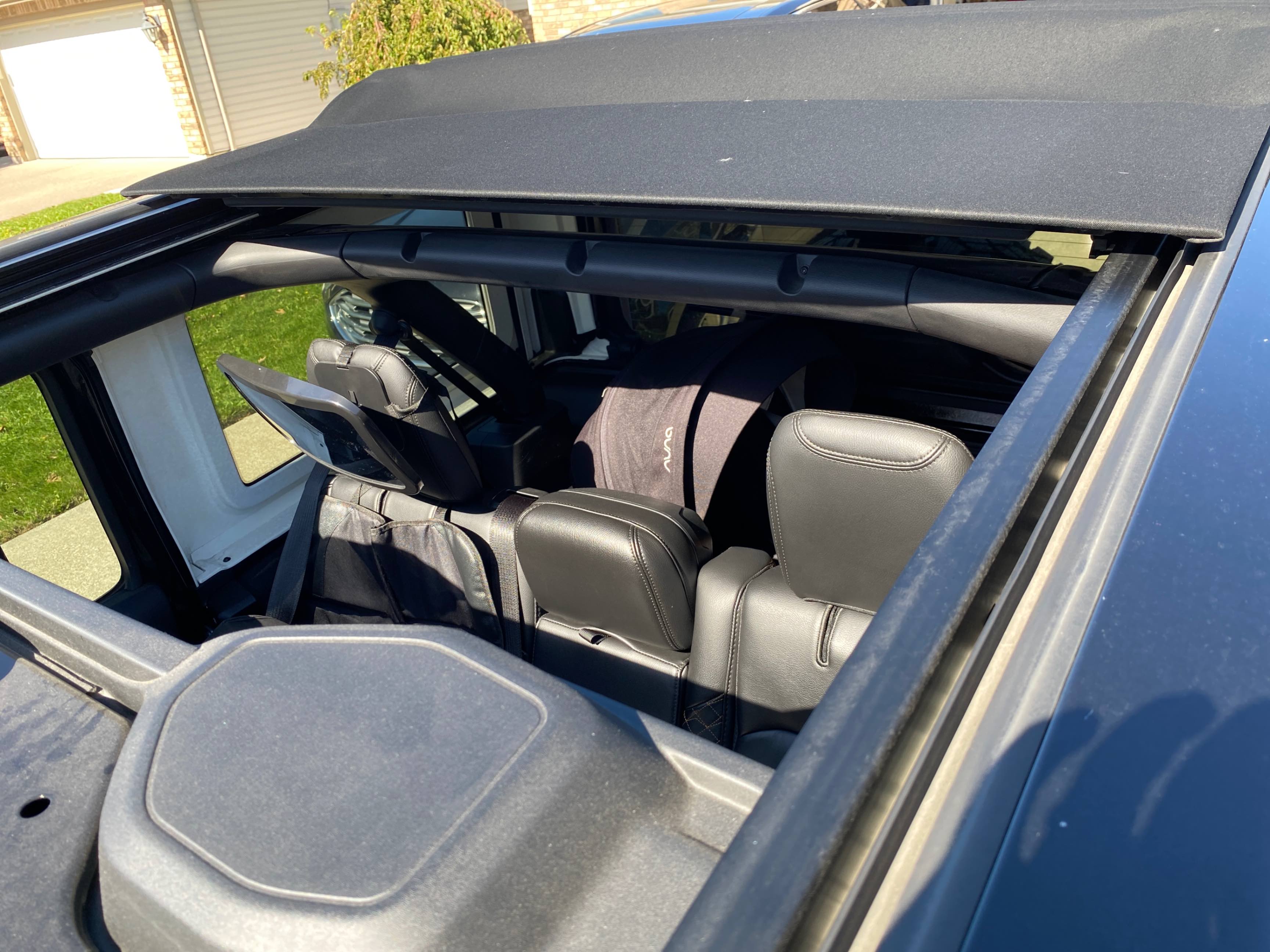 Снимка 12 от търг – 2021 JEEP WRANGLER UNLIMITED HIGH ALTITUDE с VIN 1C4HJXEG1MW541351