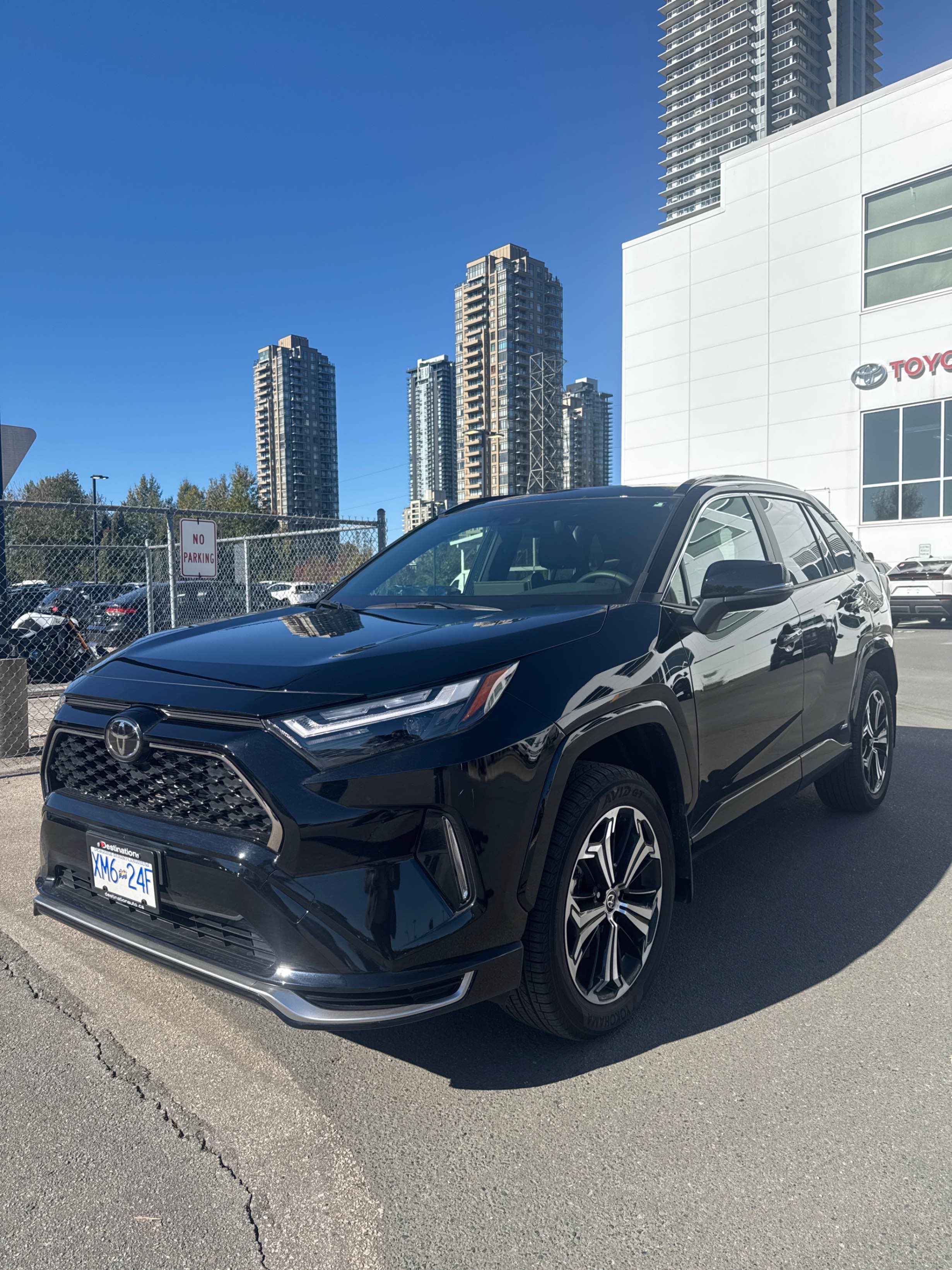 TOYOTA RAV4 PLUG-IN HYBRID AWD 2025 с VIN JTMGB3FV9SD265587 - Снимка от търг