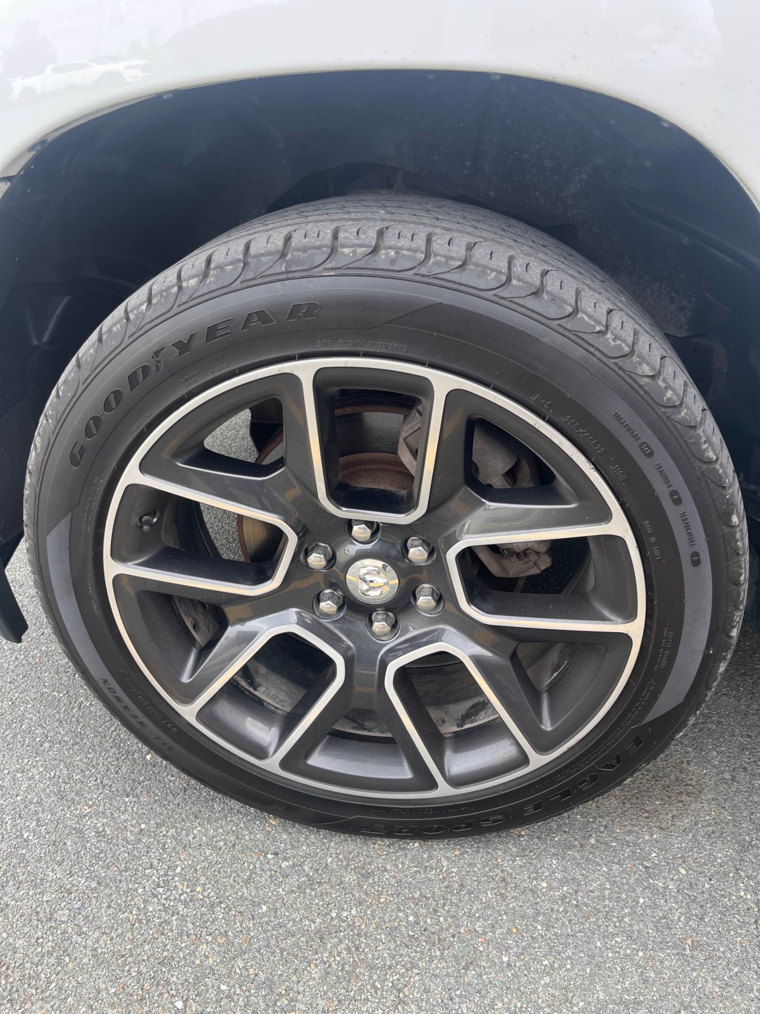 Photo 7 from auction – 2020 RAM 1500 SPORT with VIN 1C6SRFLTXLN204942