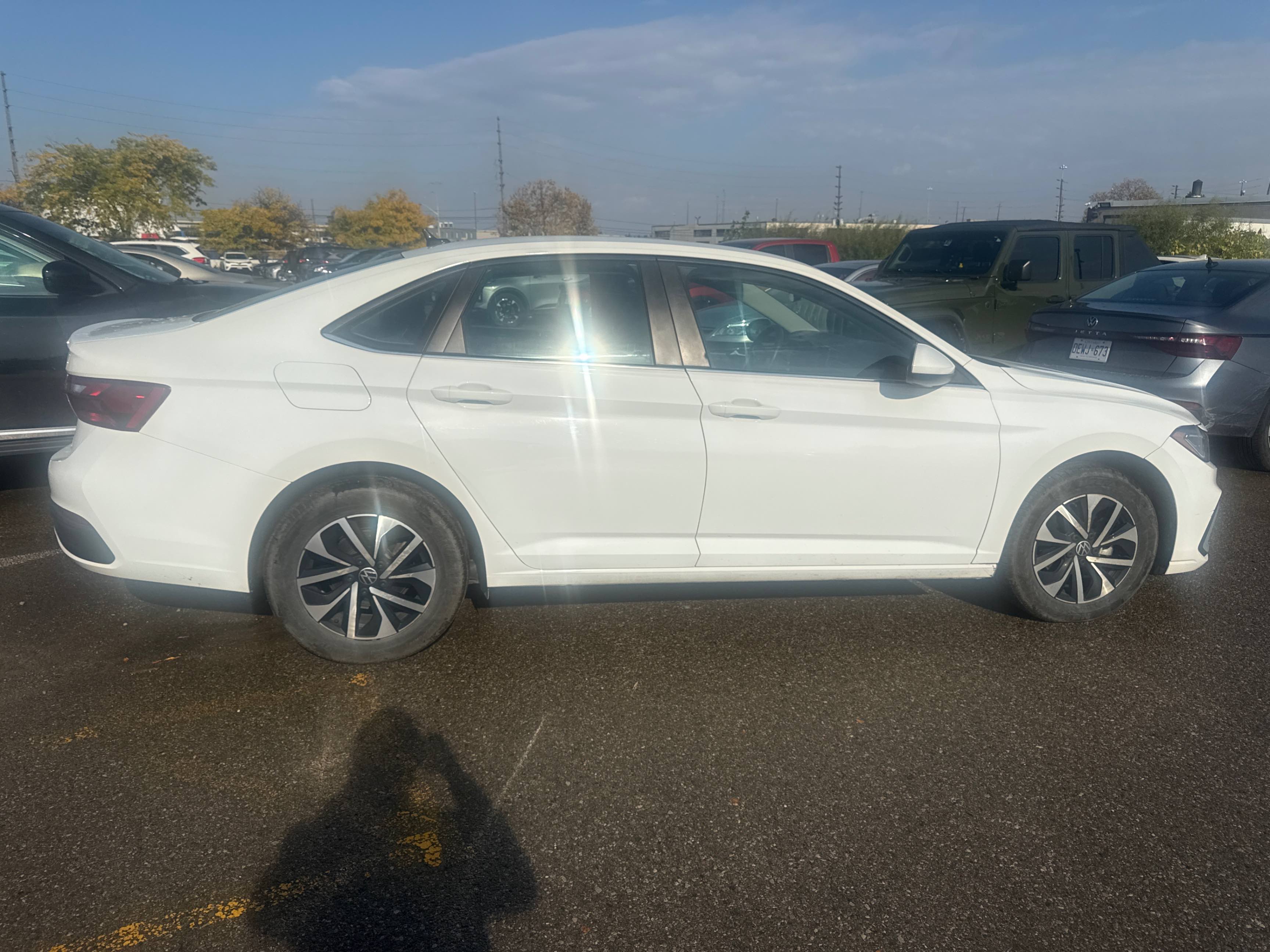 Снимка 3 от търг – 2025 VOLKSWAGEN JETTA TRENDLINE с VIN 3VWCX7BUXSM091082