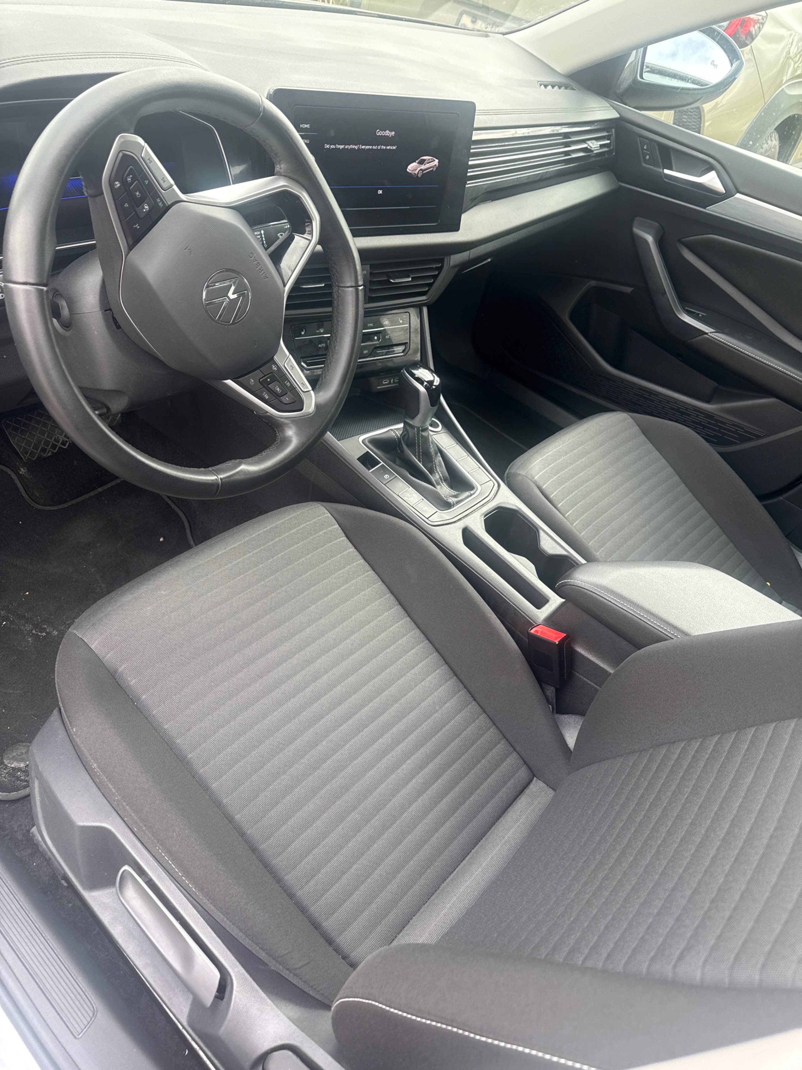 Снимка 5 от търг – 2026 VOLKSWAGEN JETTA TRENDLINE с VIN 3VWCW7BU1TM005565